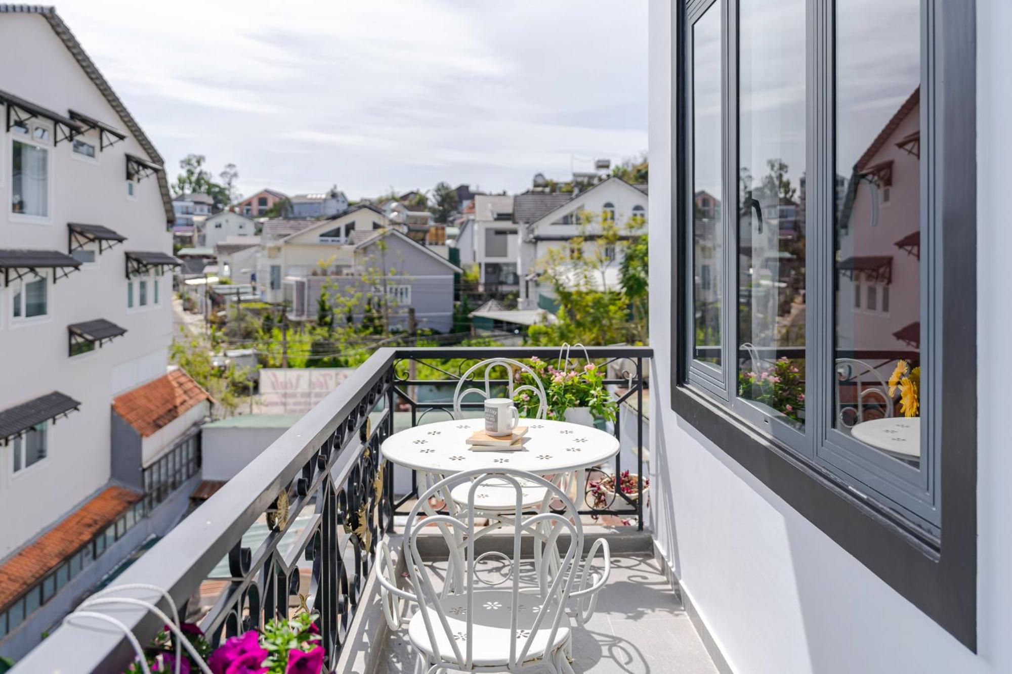 Khách sạn Kim Little House 3*