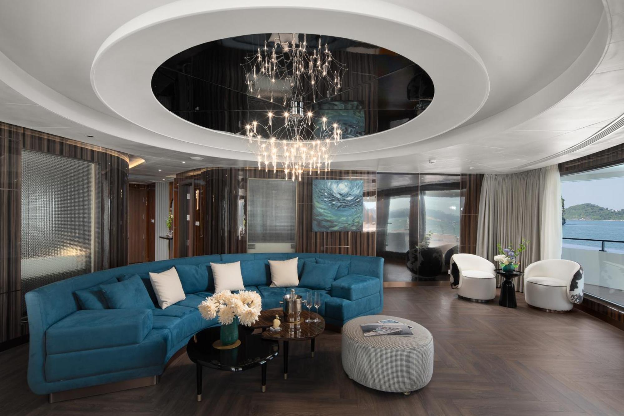  Essence Grand Halong Bay Cruise 5*