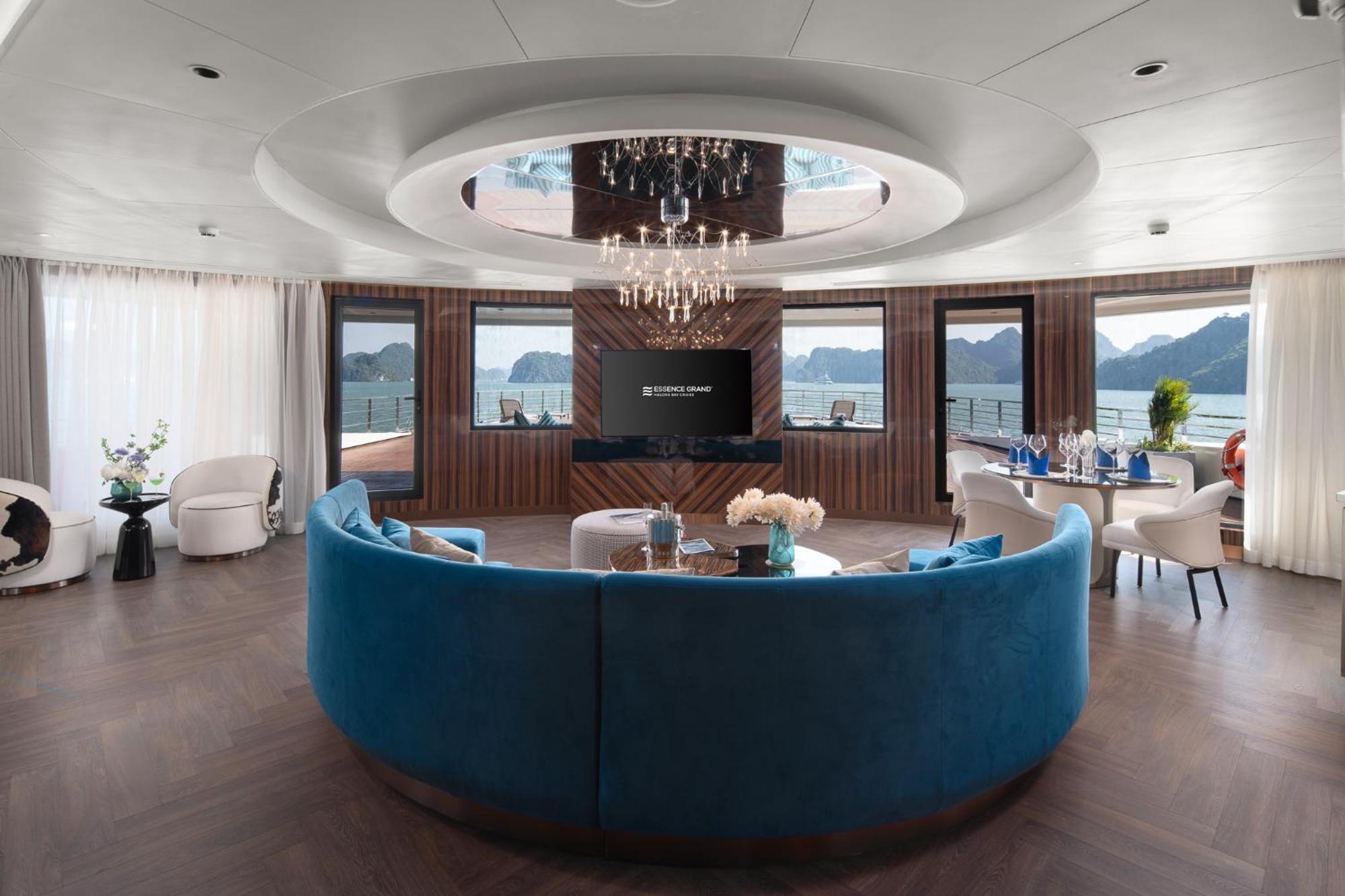  Essence Grand Halong Bay Cruise Ha Long