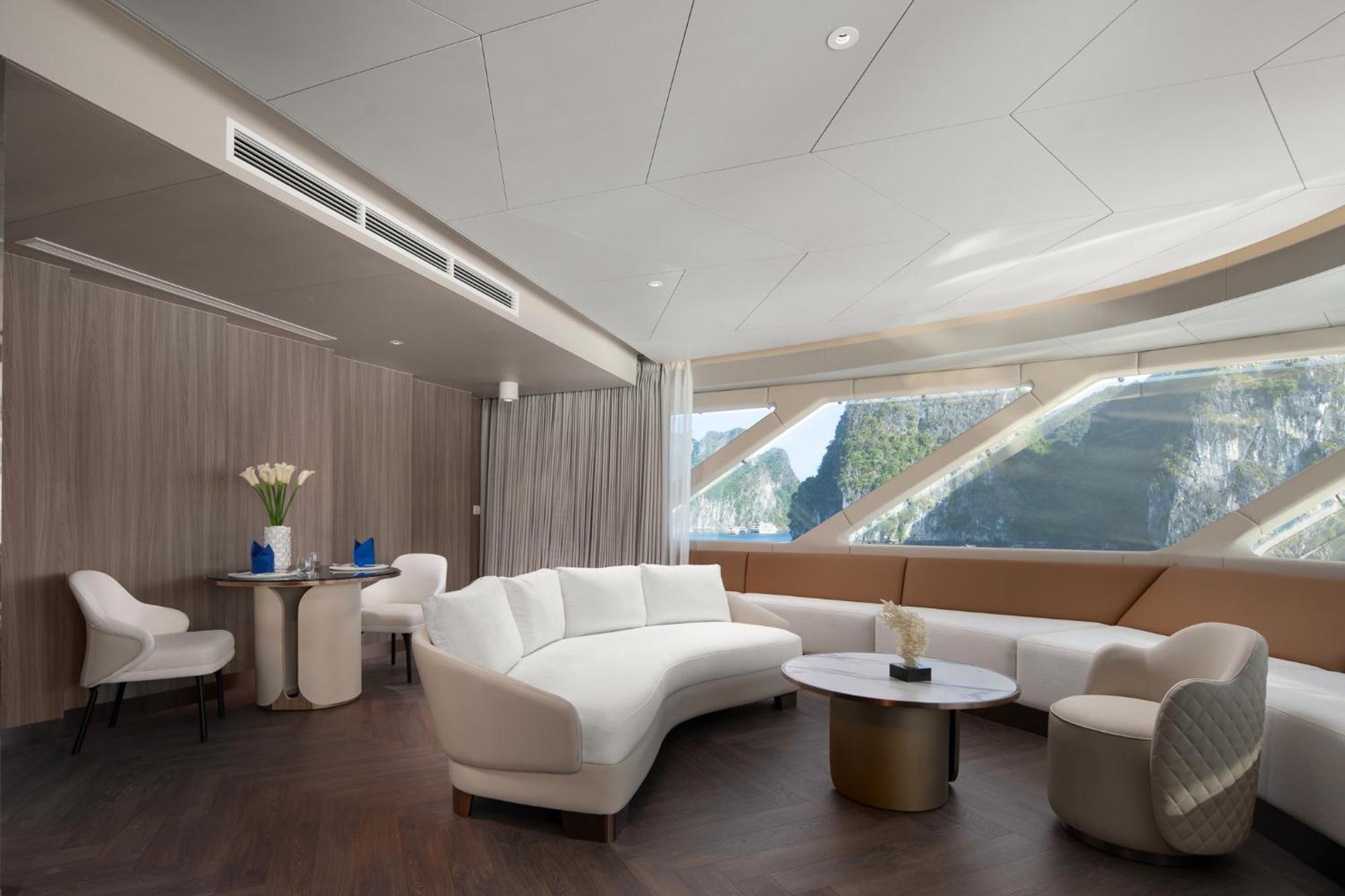  Essence Grand Halong Bay Cruise