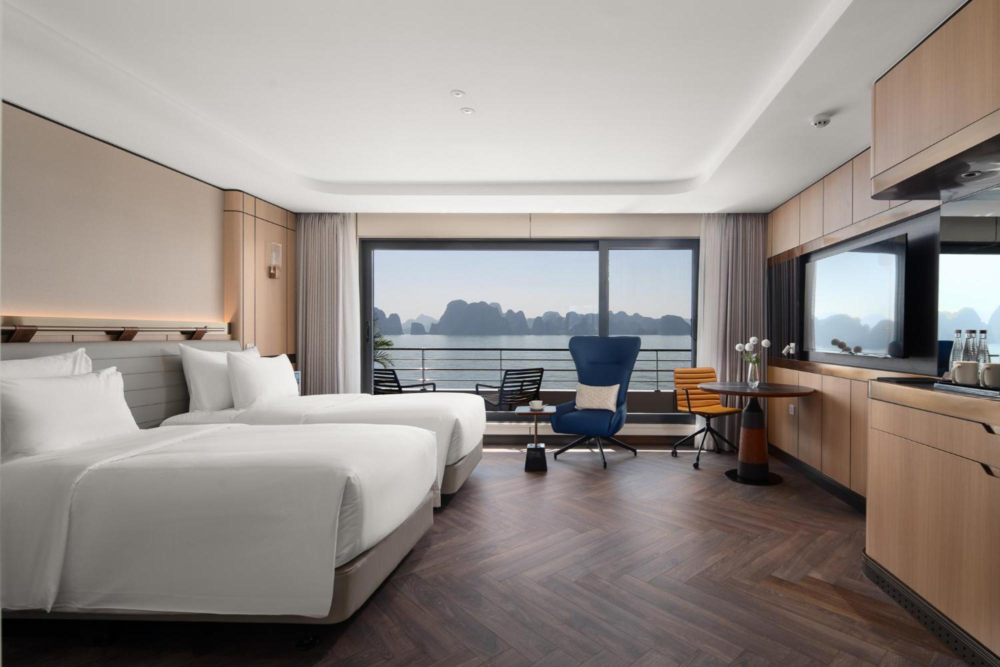  Essence Grand Halong Bay Cruise 5*