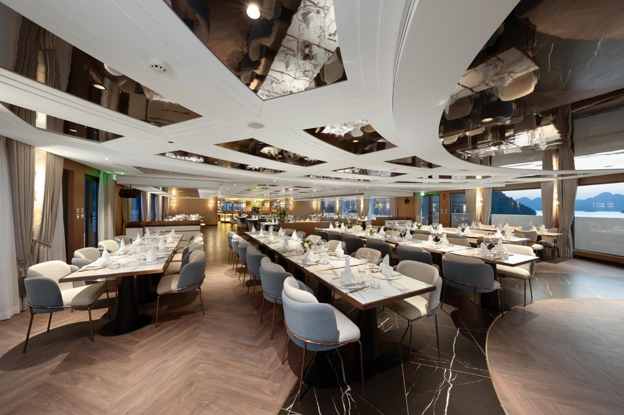  Essence Grand Halong Bay Cruise