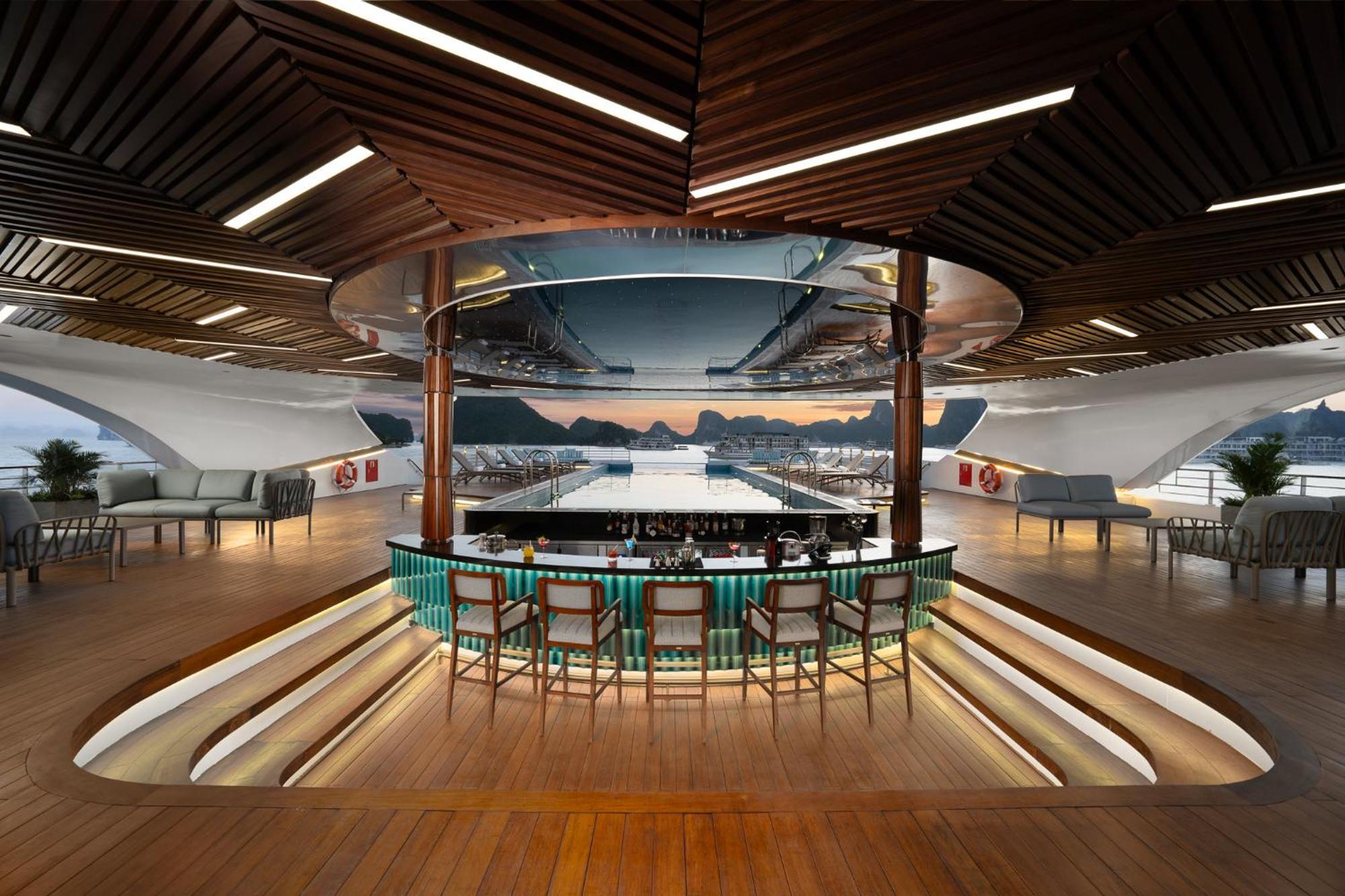 Essence Grand Halong Bay Cruise