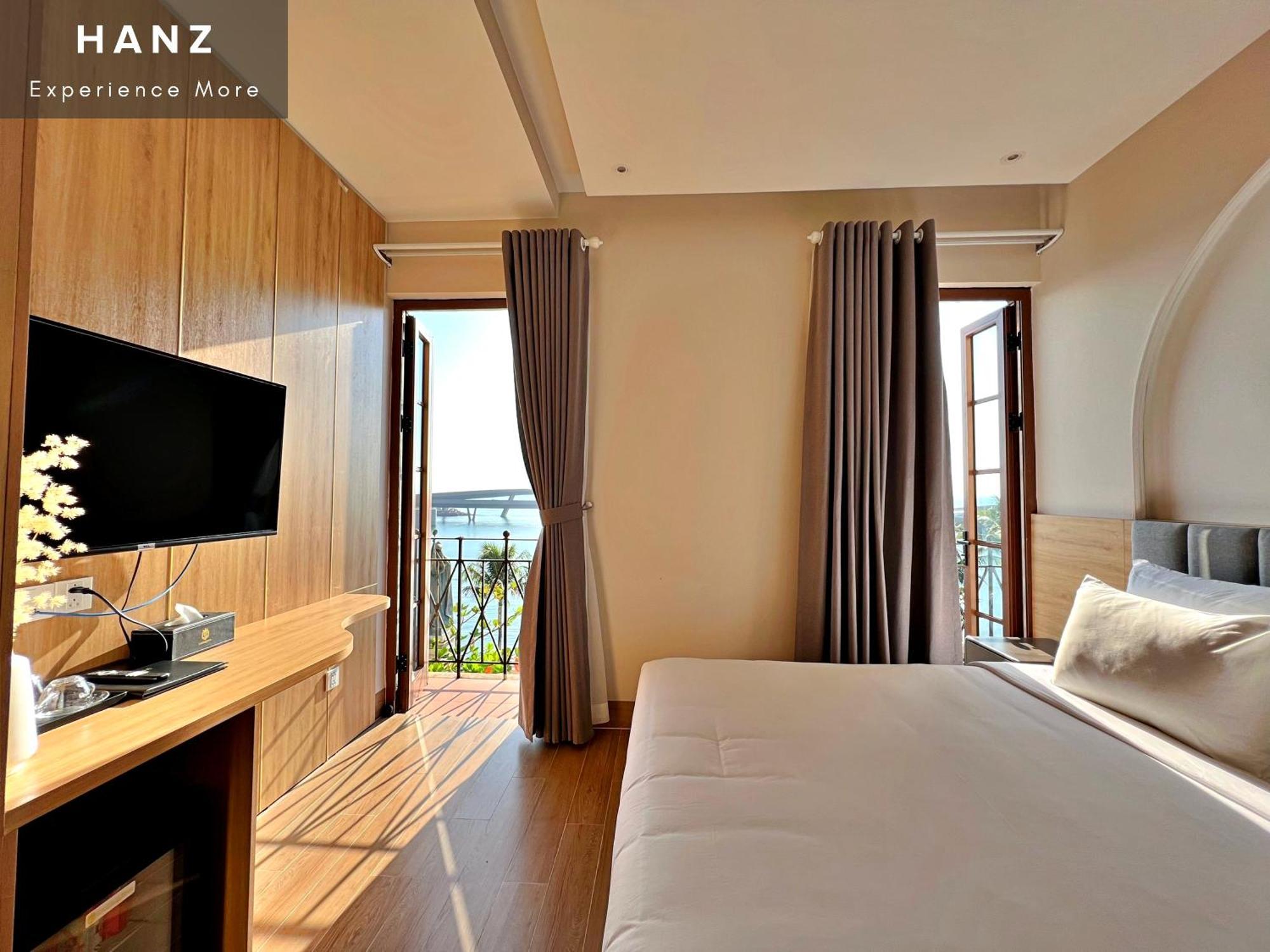 Khách sạn Hanz Sunset Lagoon Bliss 4*
