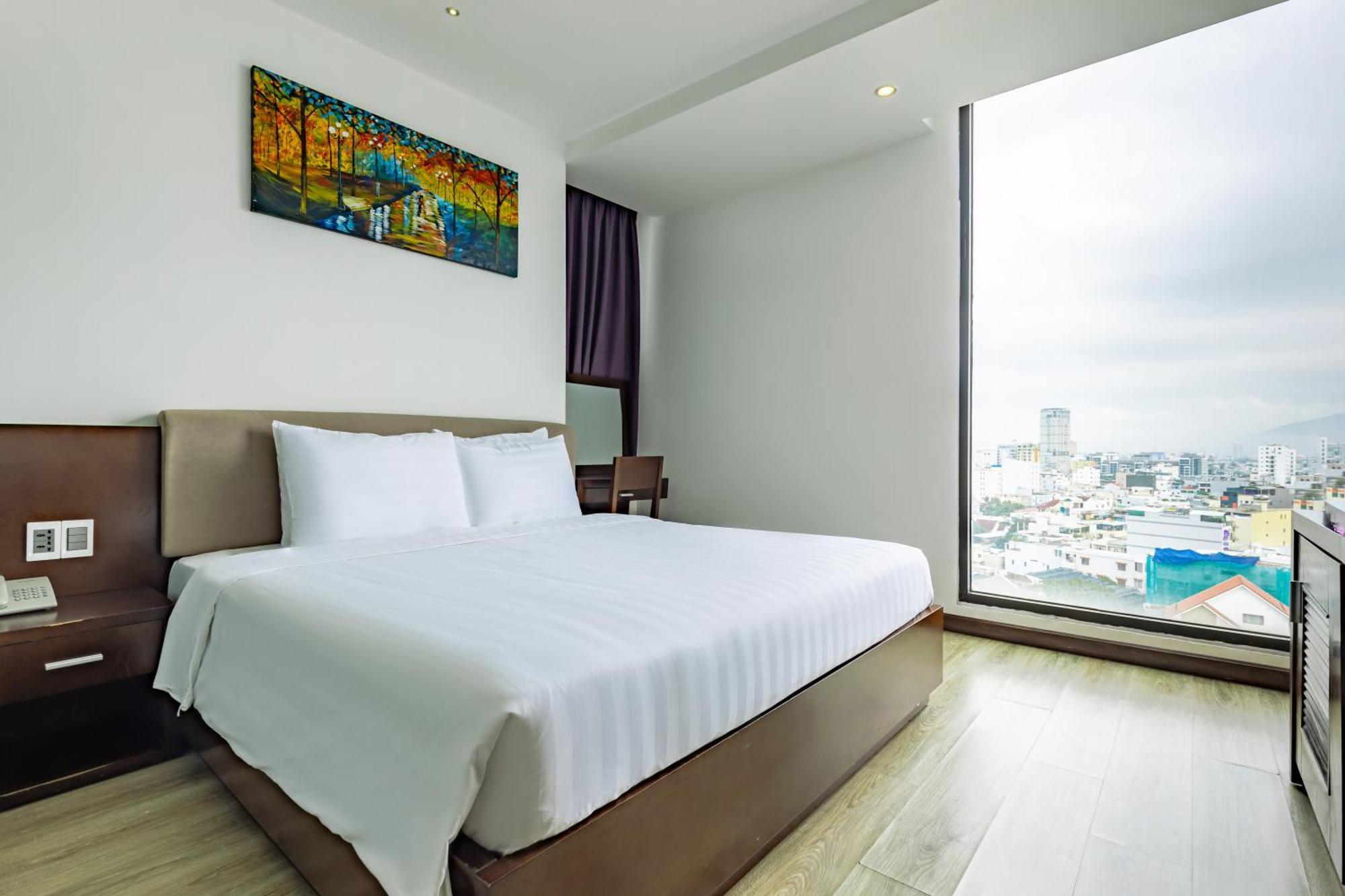 Golden Sun Hotel