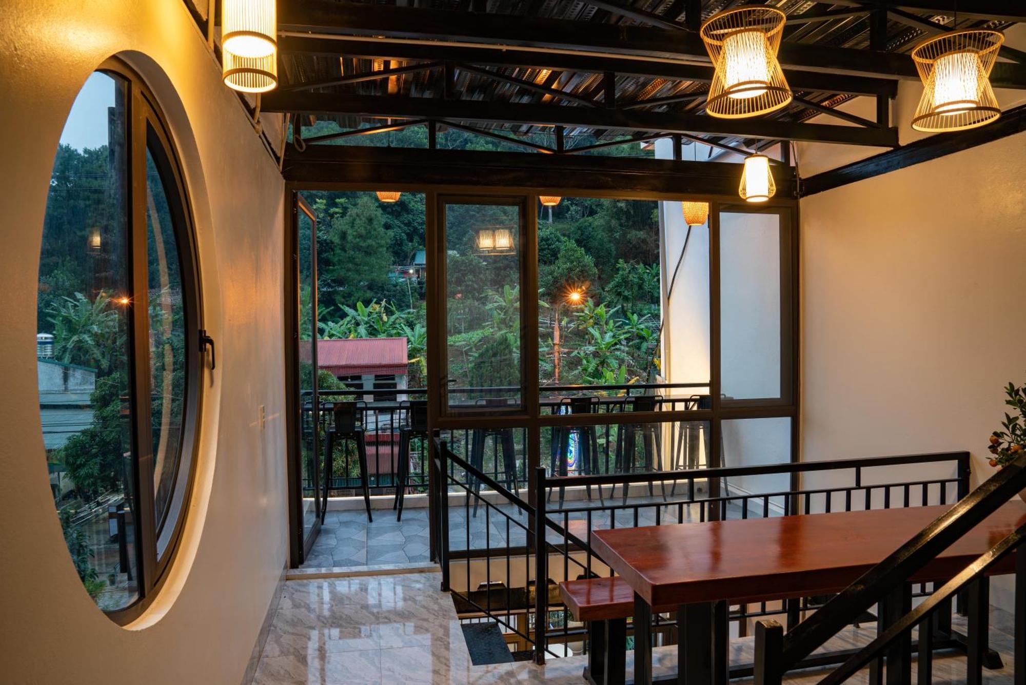 Bed & Breakfast Strawberry House , Tour & Motorbikes Rentel