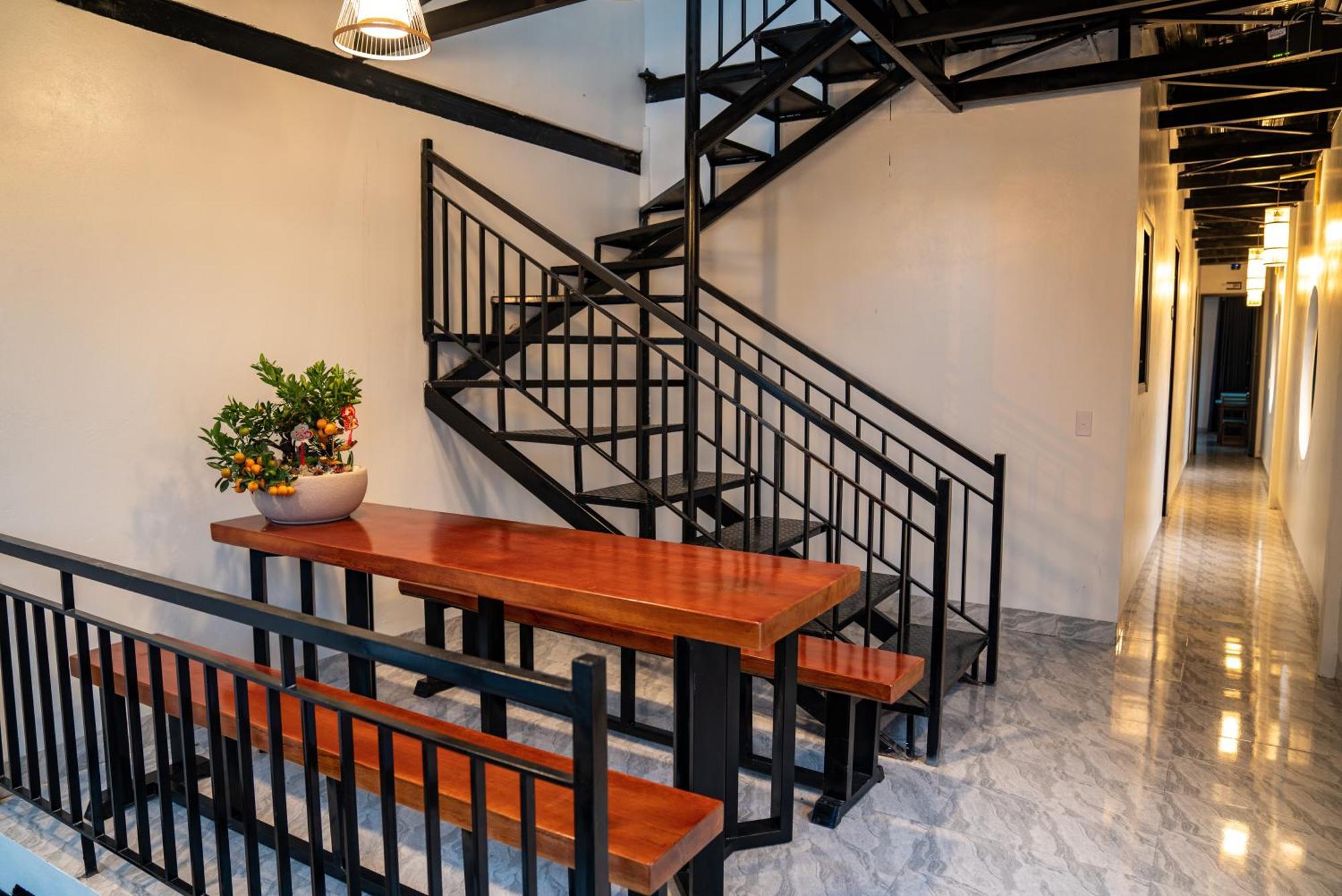 Bed & Breakfast Strawberry House , Tour & Motorbikes Rentel *