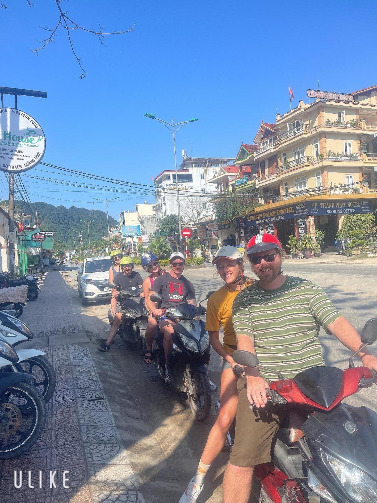 Hotel Starlet Phong Nha