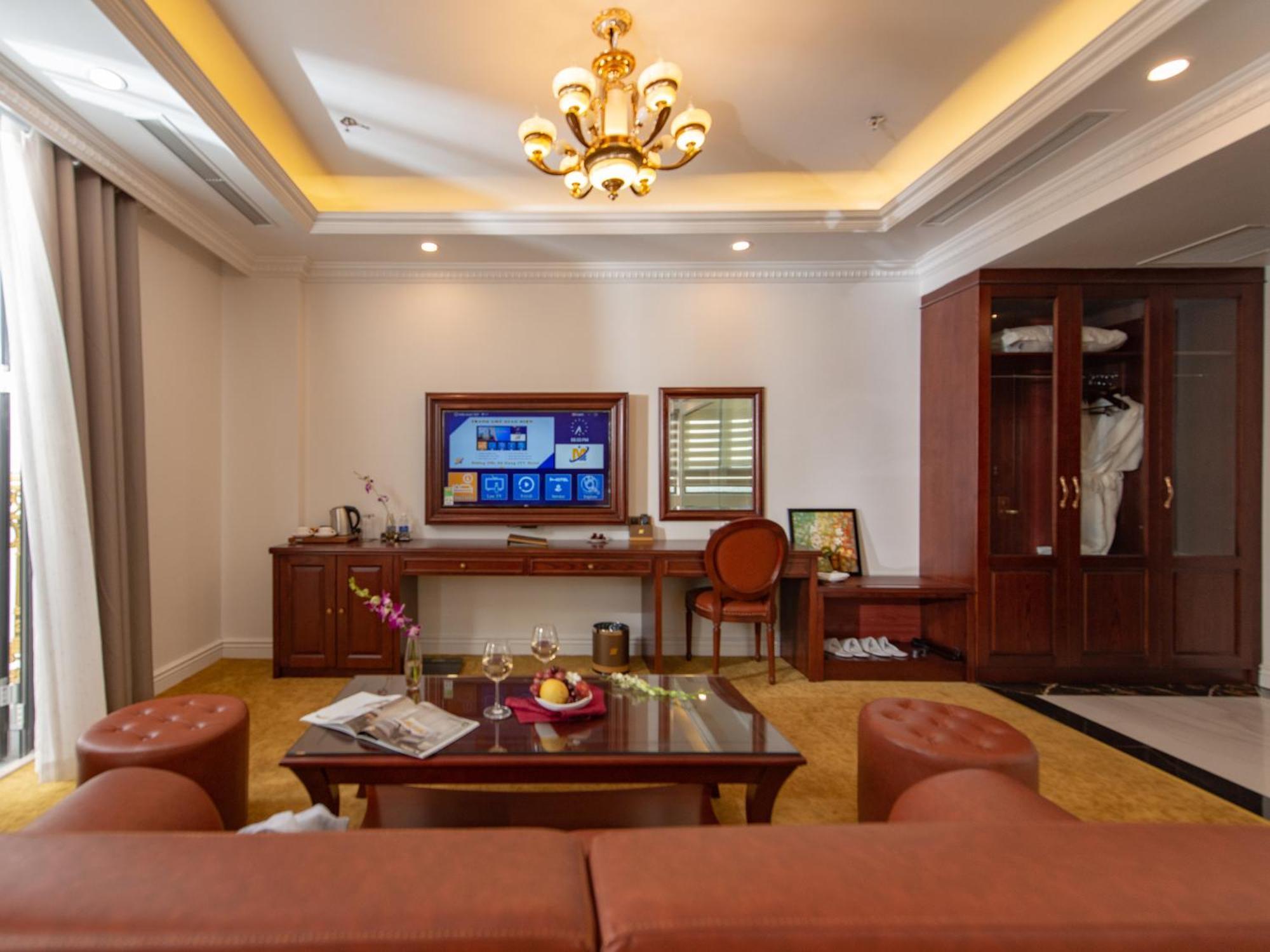 Khách sạn The Shine Thành phố Hải Phòng