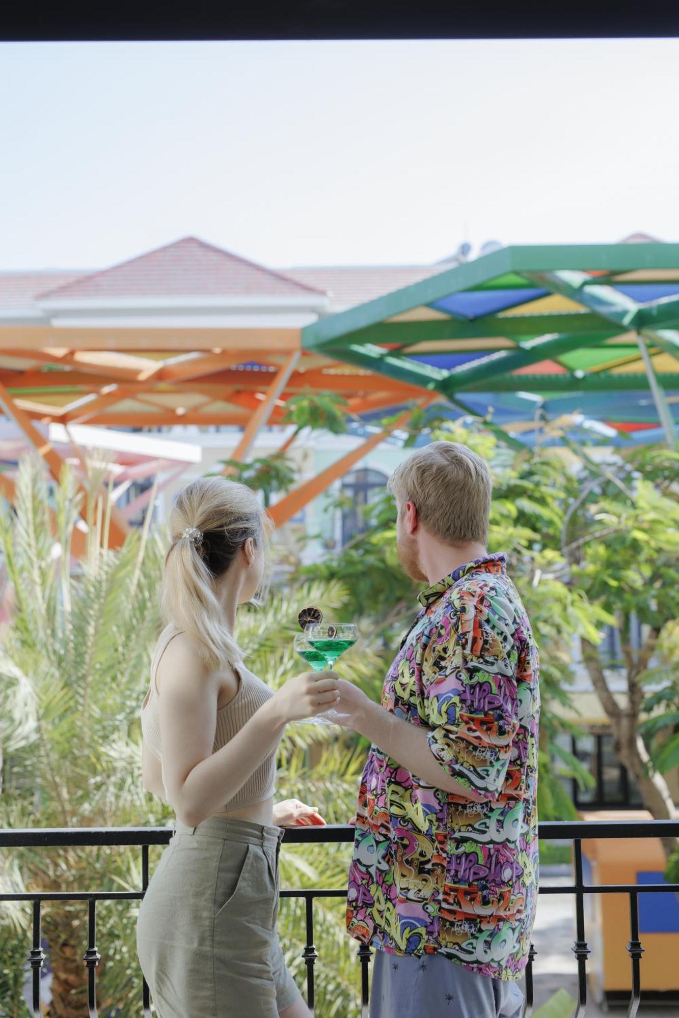 Hotel Tropical Bay Grand World