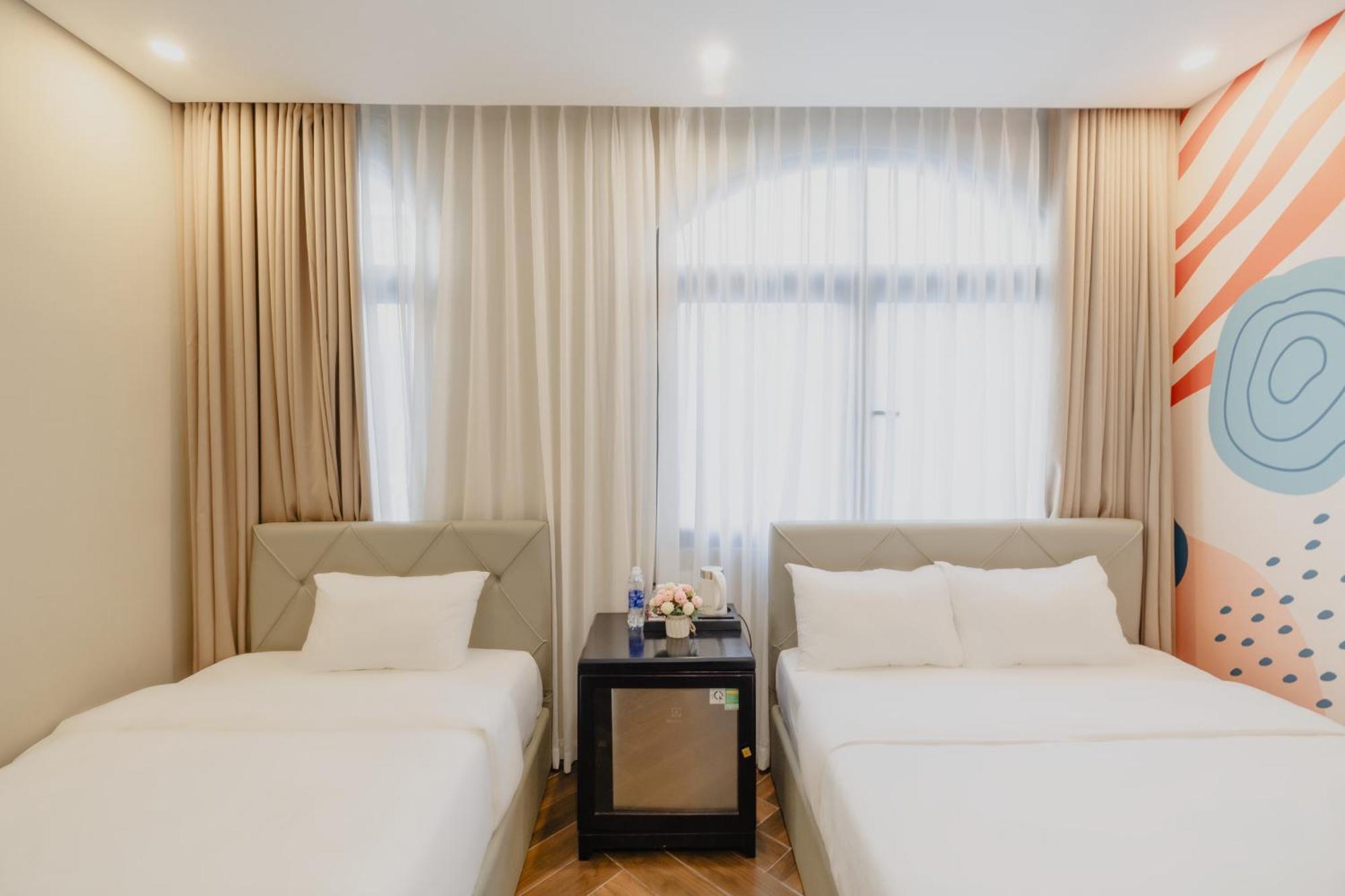 Tropical Bay Grand World Phú Quốc