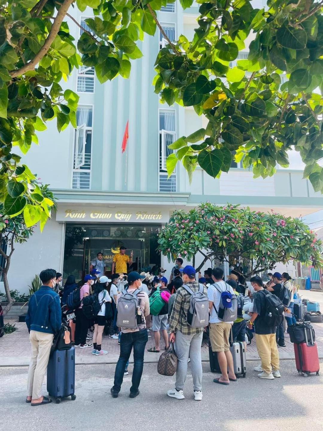 Khach San Long Dao Phu Quy Hotel