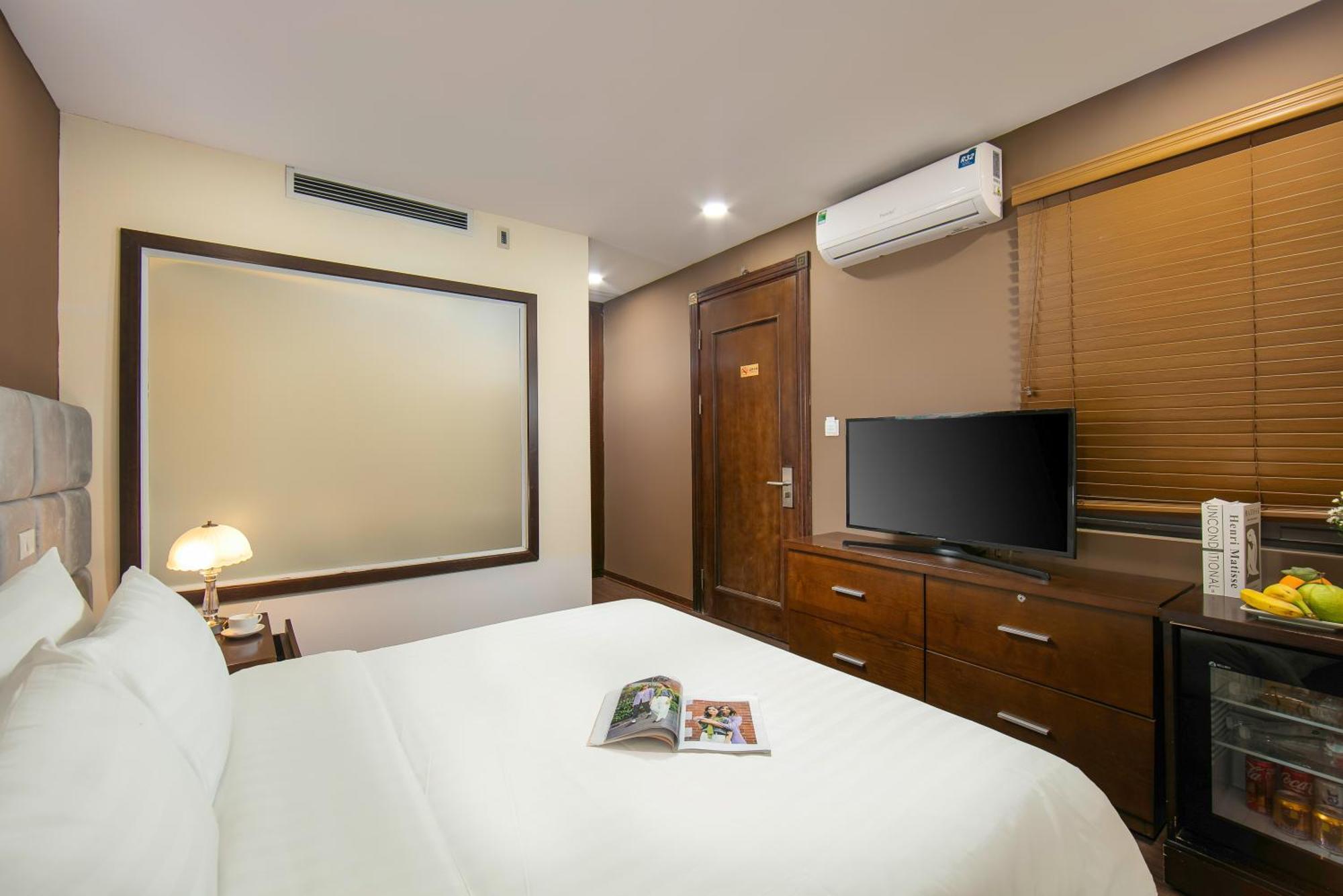Brilliant Me Tri & Khách sạn Hà Nội