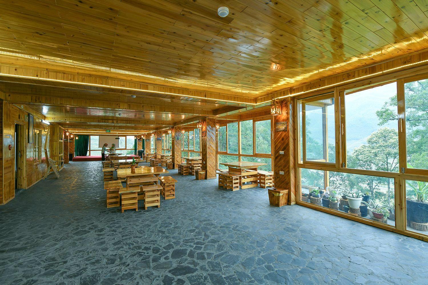 Mt House 3*
