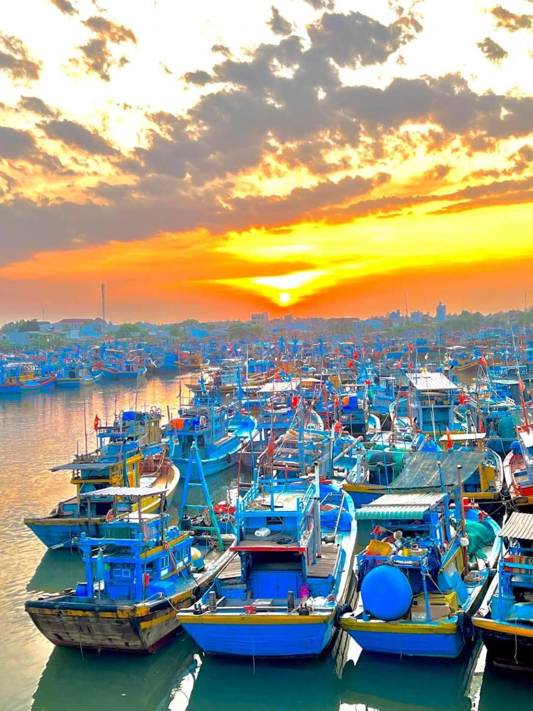 Quoc Hung Hotel *