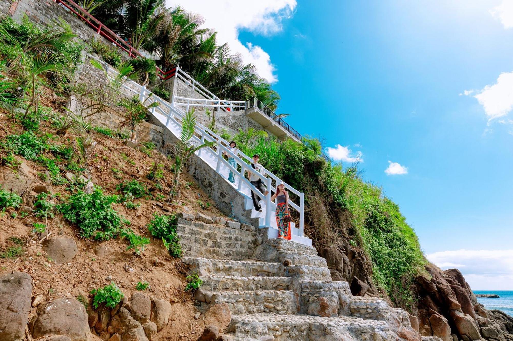 Hotel Pearl Island & Ly Son