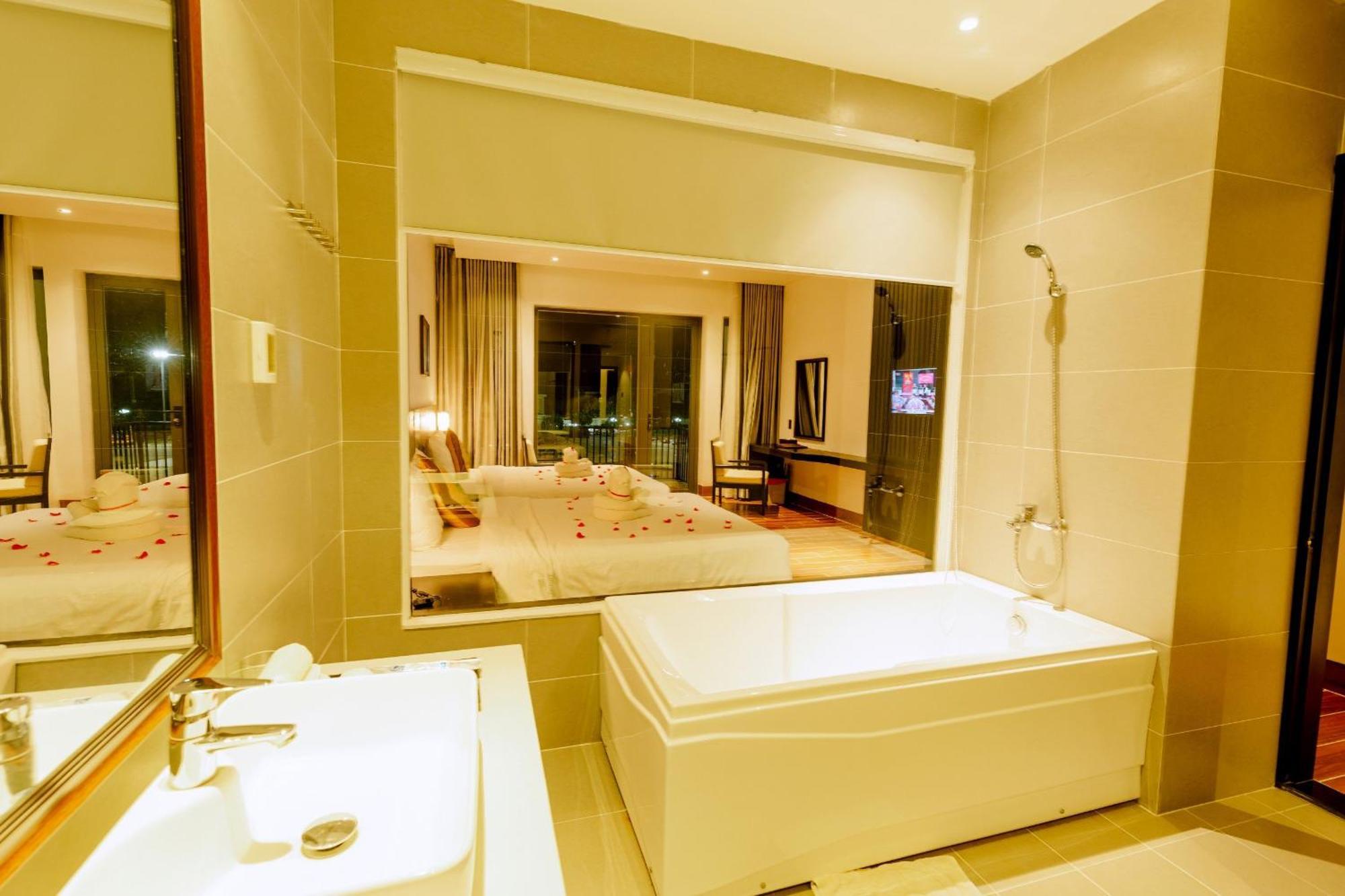 Pearl Island & Hotel