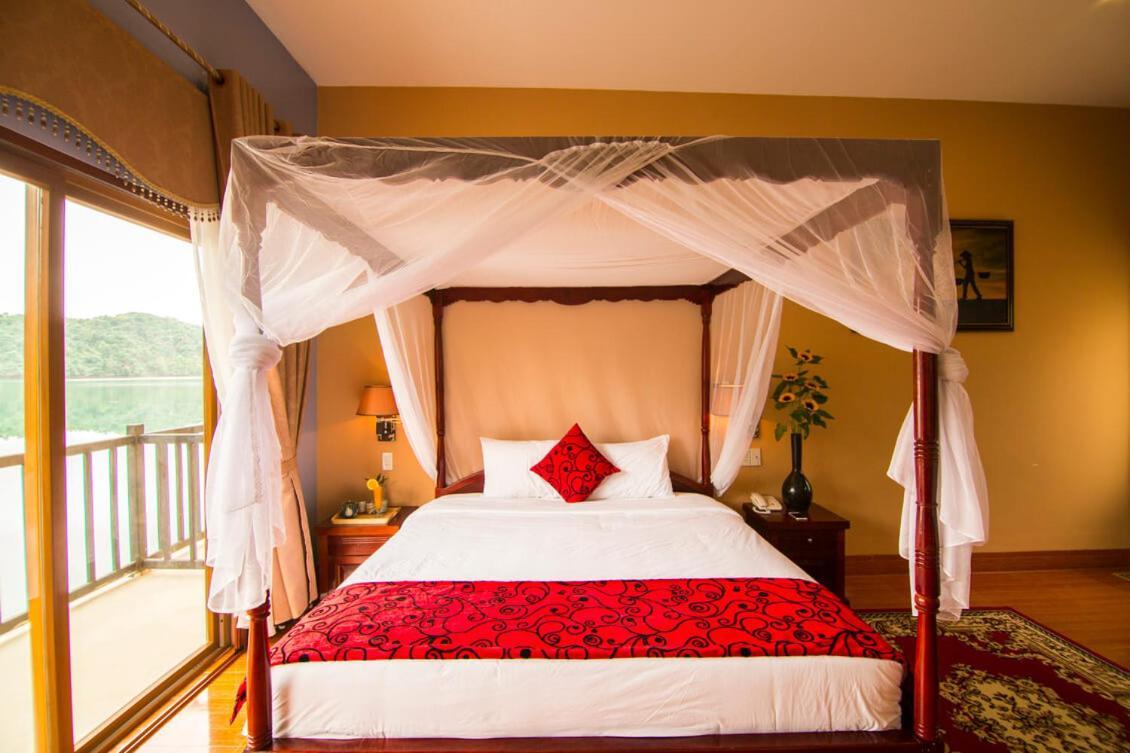 House Khu nghỉ mát 3*