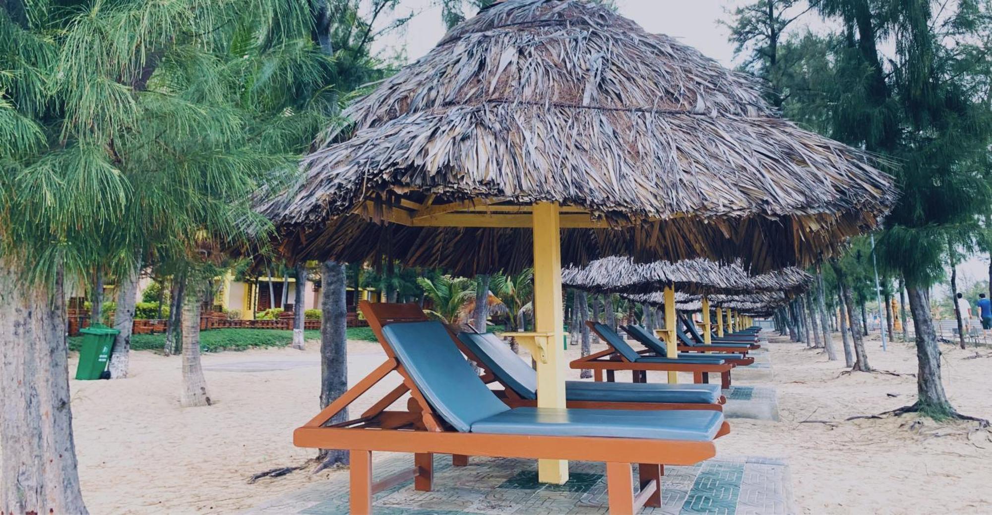 Resort Long Thuan & 4*