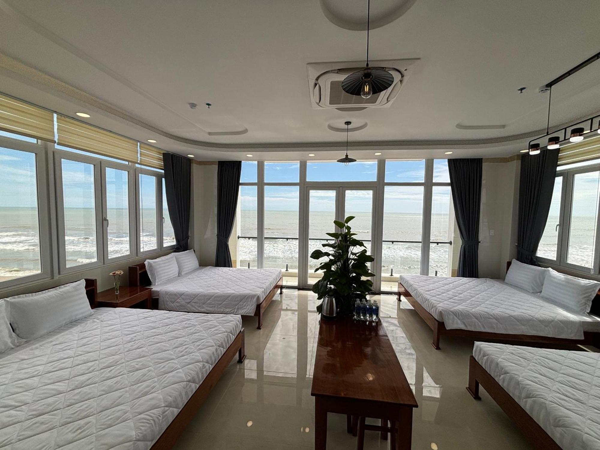 Khach San A68 Hotel Long My