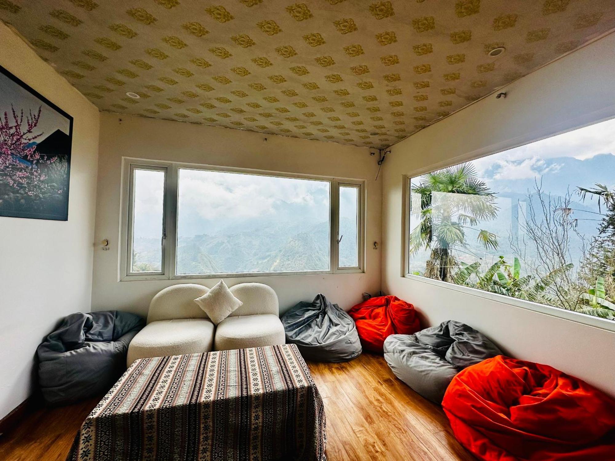 Homestay Catcat Garden House *