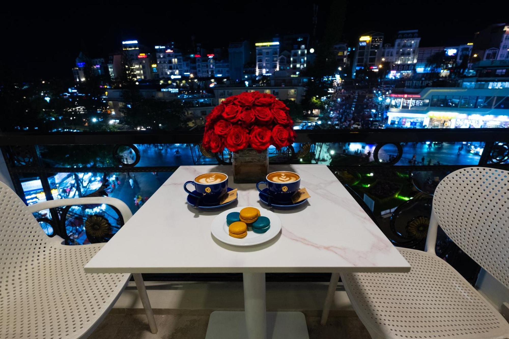 Hotel Sandals Flora Da Lat