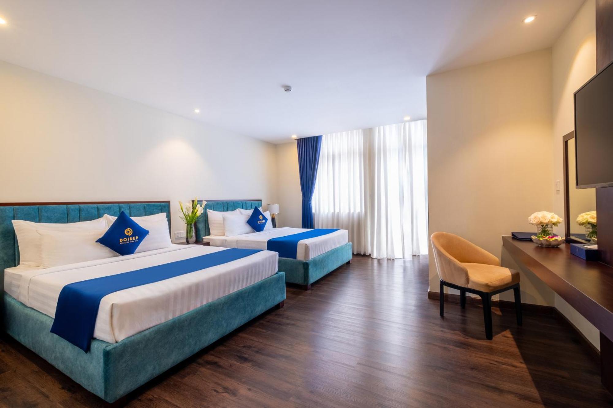 Sandals Camellia Da Lat