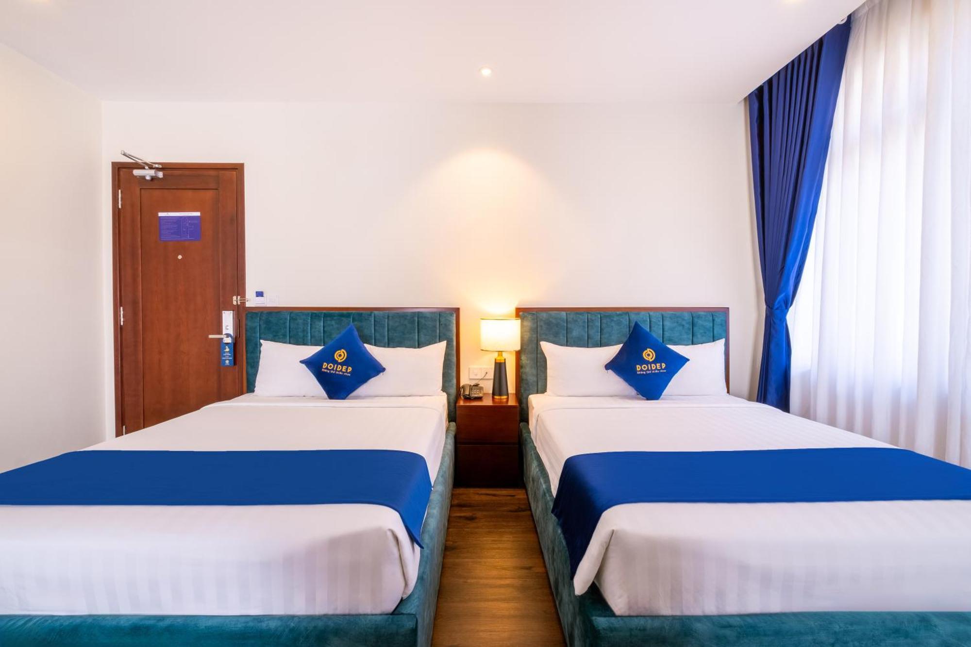 Sandals Camellia Da Lat
