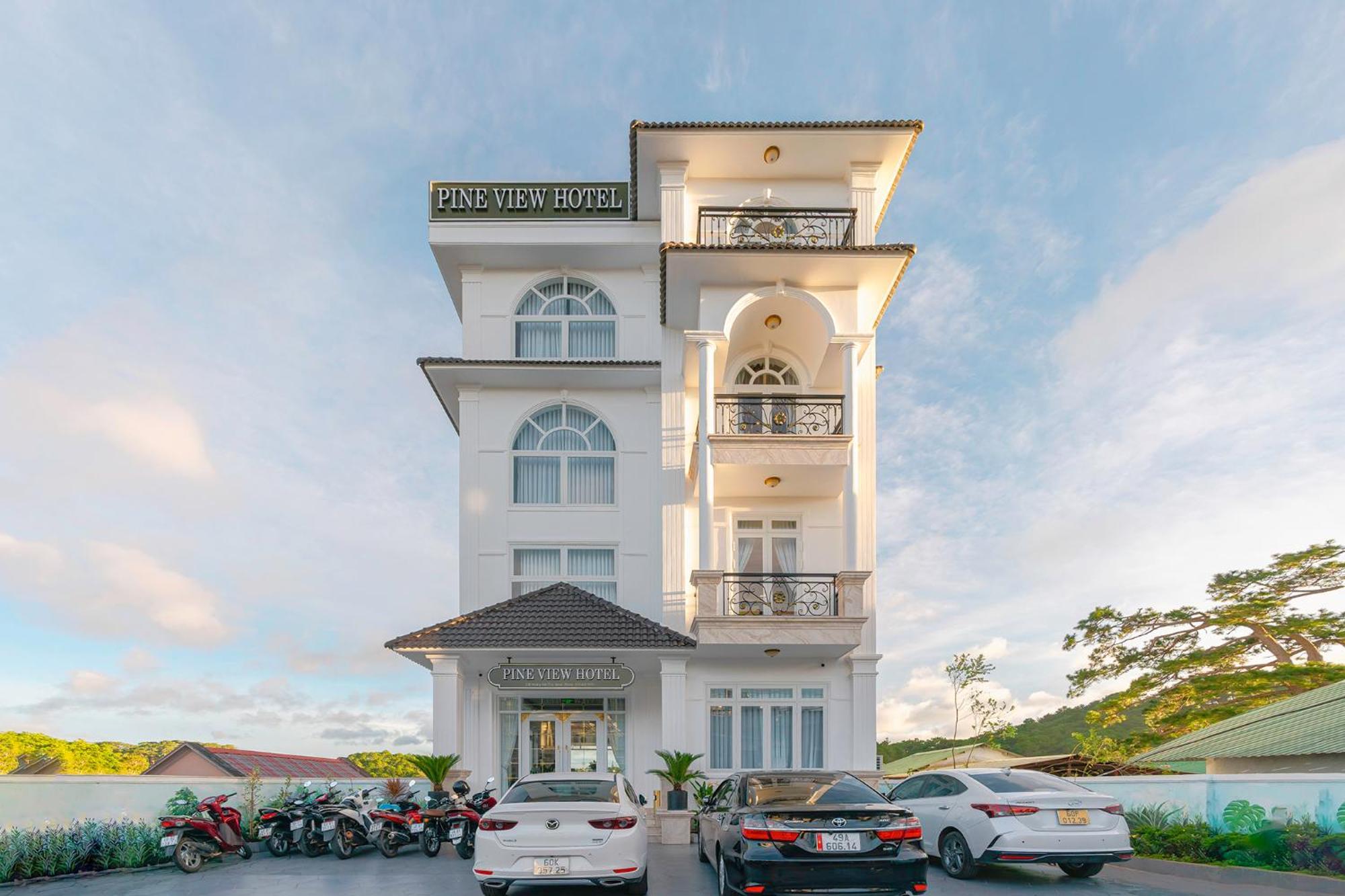 Hotel Pine View 3*
