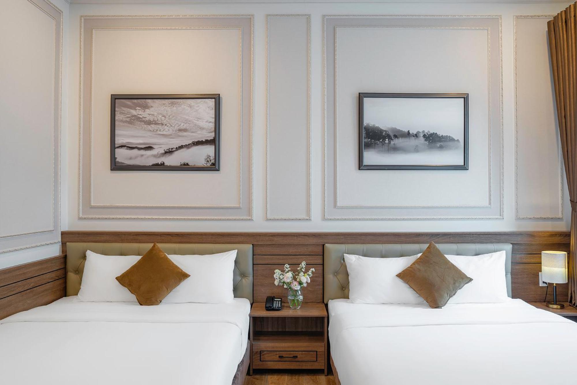 Pine View Hotel