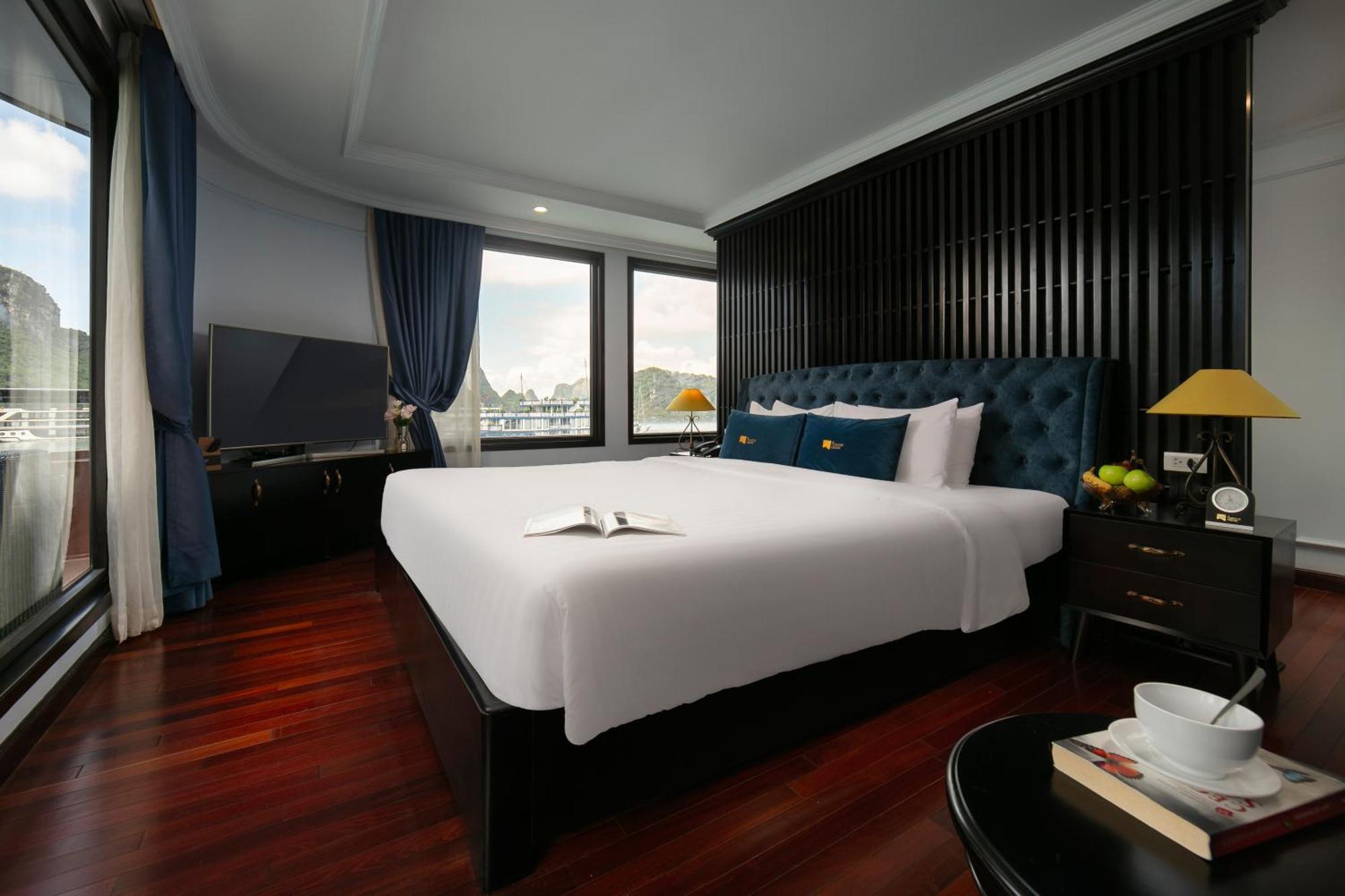 Le Theatre Cruises - Wonder On Lan Ha Bay 5*