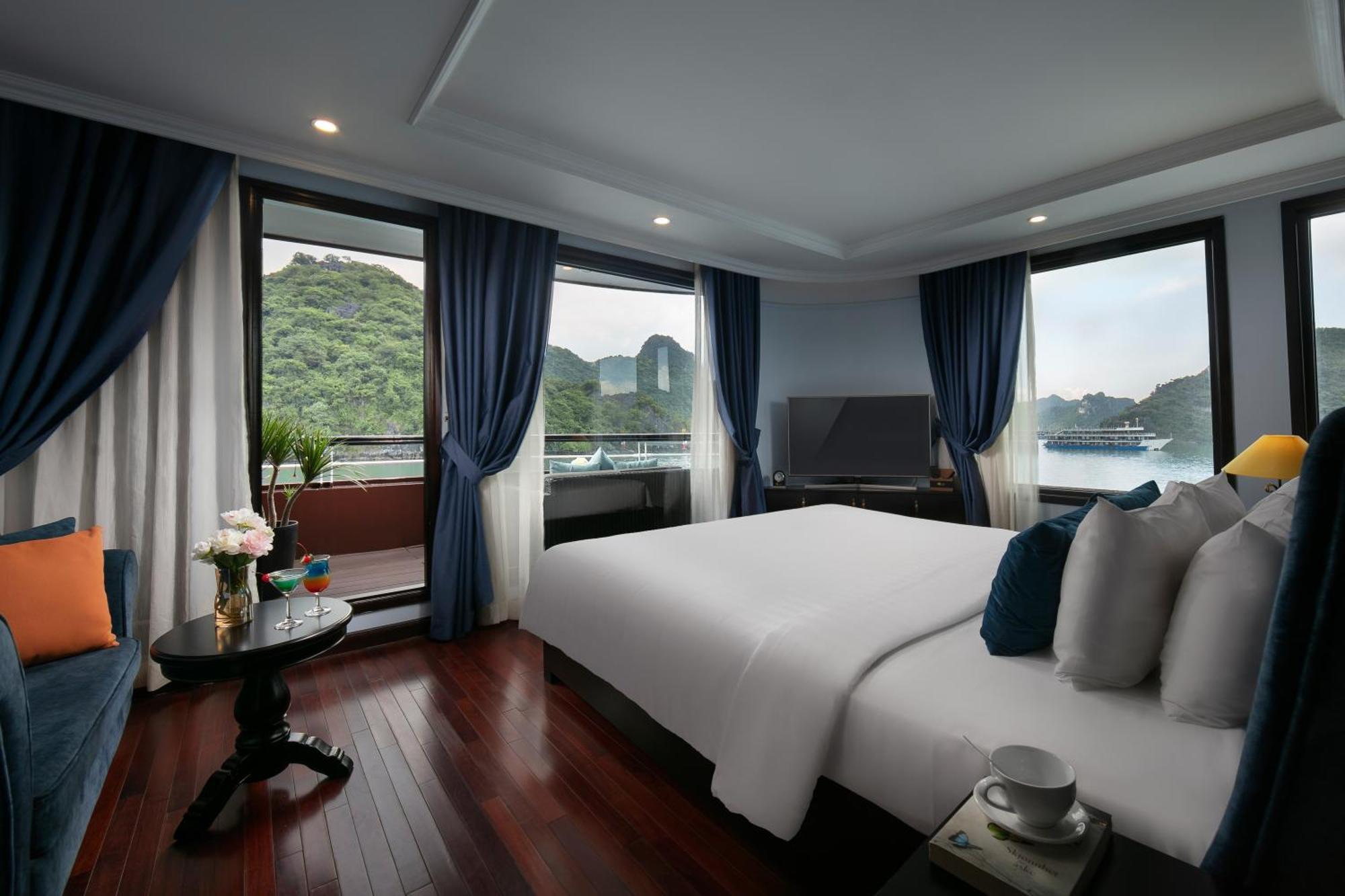 Le Theatre Cruises - Wonder On Lan Ha Bay  5*