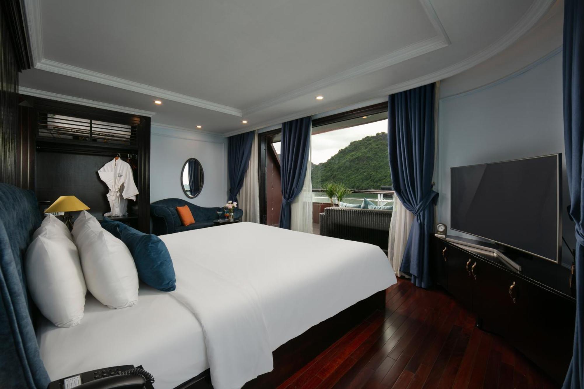 Le Theatre Cruises - Wonder On Lan Ha Bay  5*