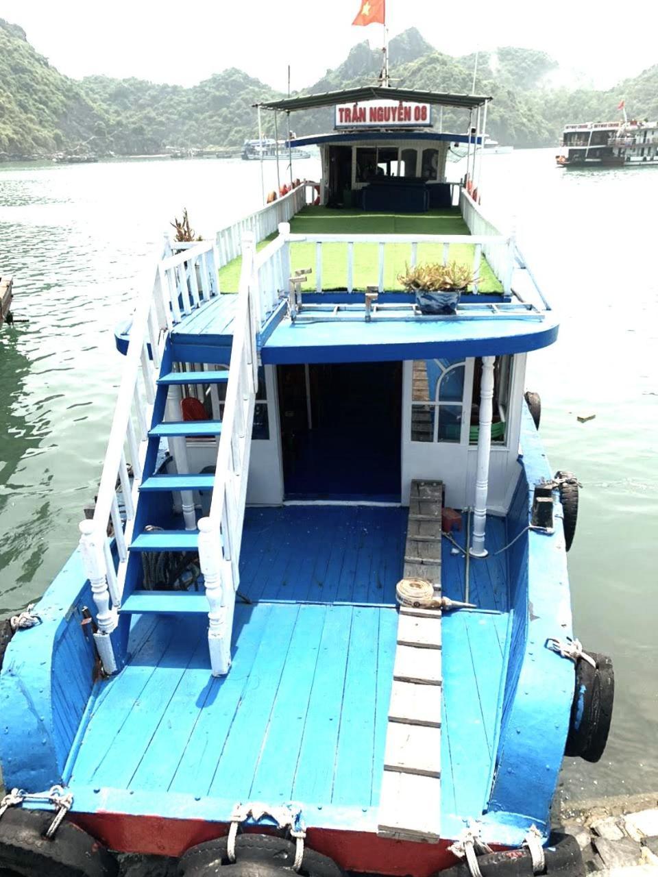 Cat Ba New City *