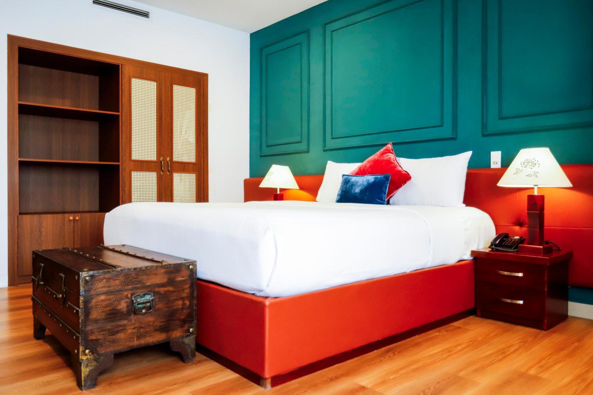 Hotel M Village Premier Thi Sach 4*