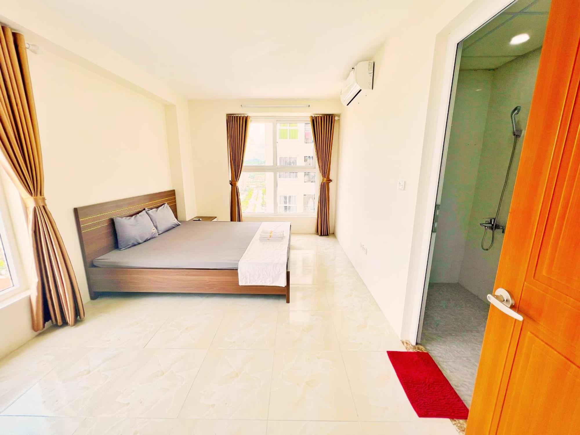 New Life Bai Chay Condotel * Hạ Long