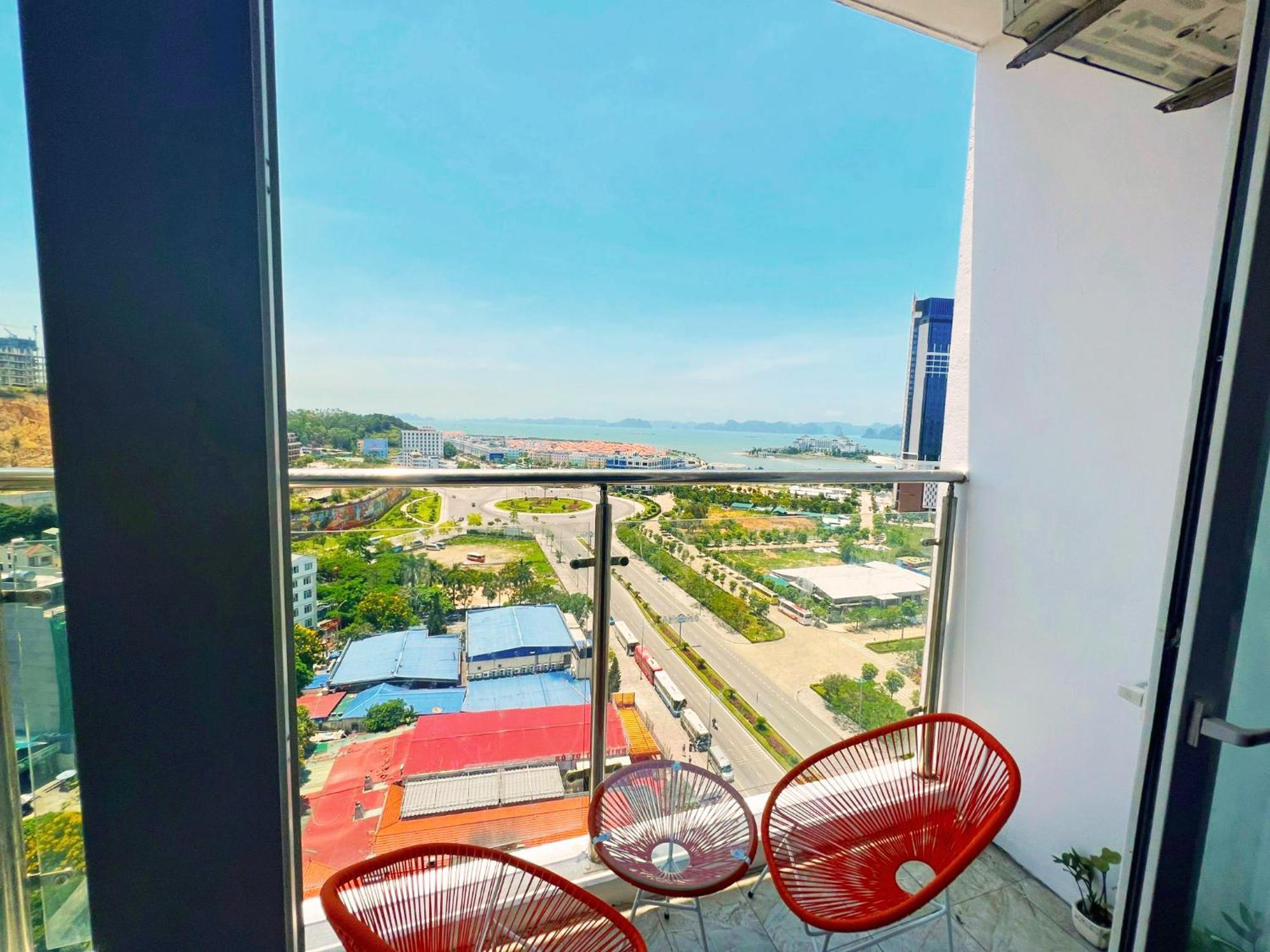 New Life Bai Chay Condotel Apartment *