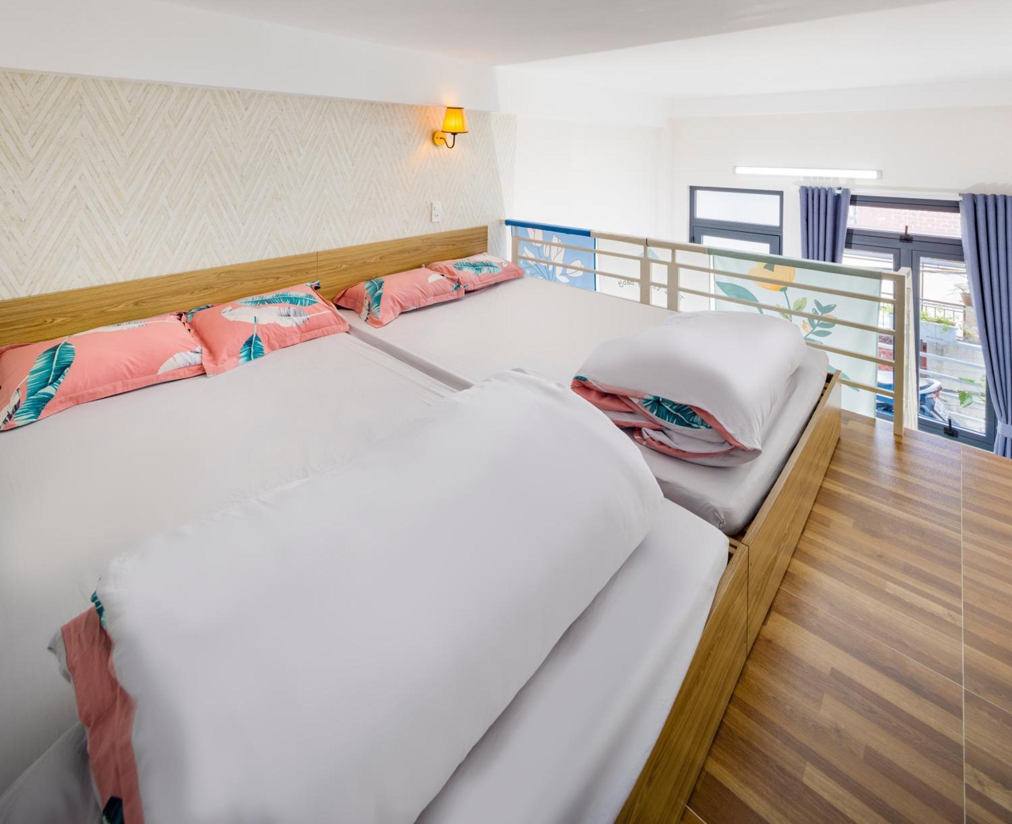 Hotel Nha Giang Sinh Tren Doi *