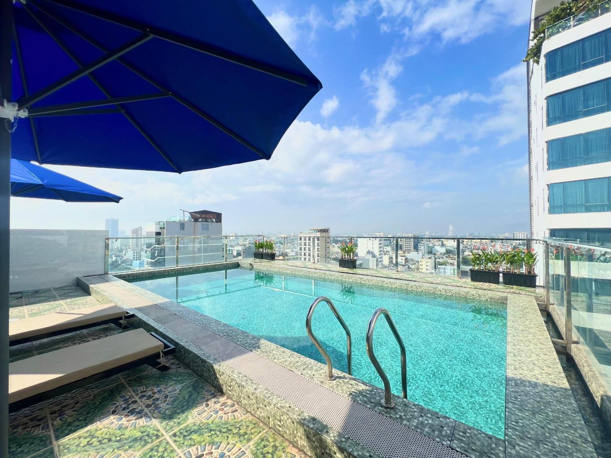 Khách sạn Palazzo Hotel&apartment 4*