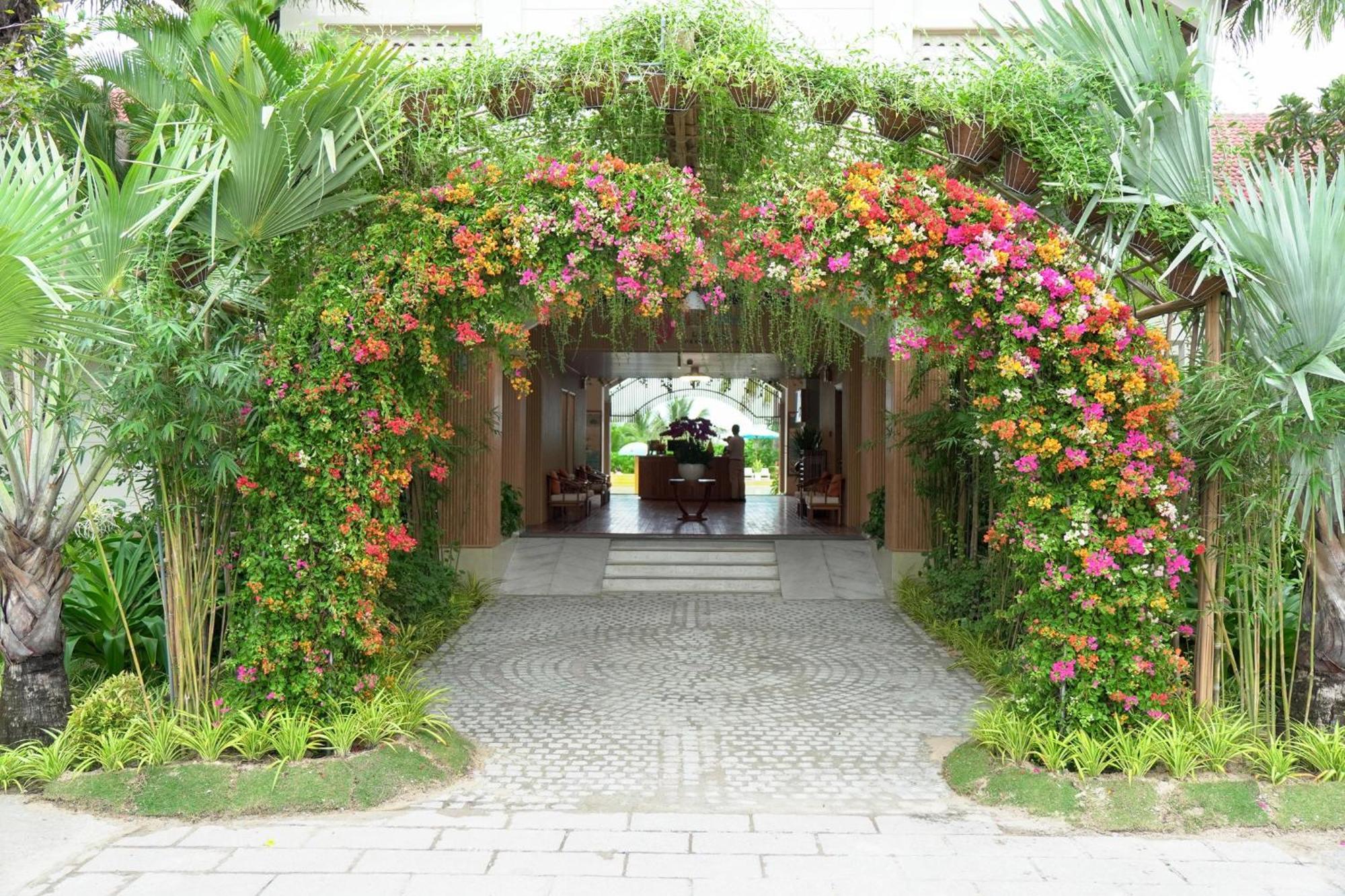 Pax Ana Doc Let & Resort Ninh Hoa