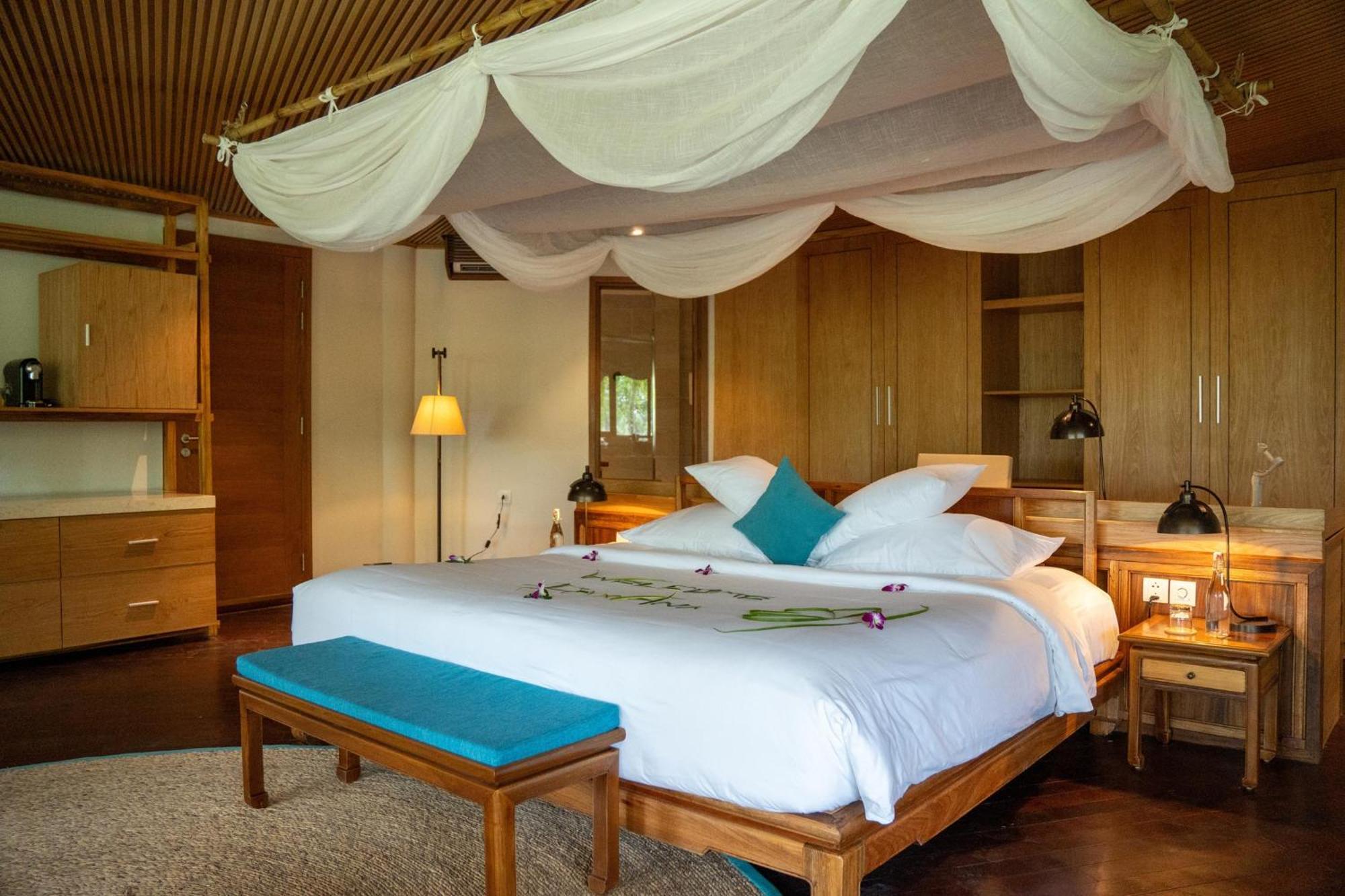 Pax Ana Doc Let & Resort