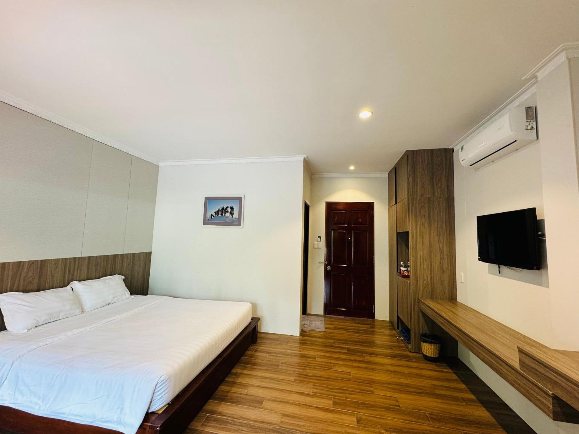 Dat Lanh Beach Resort 3* La Gi