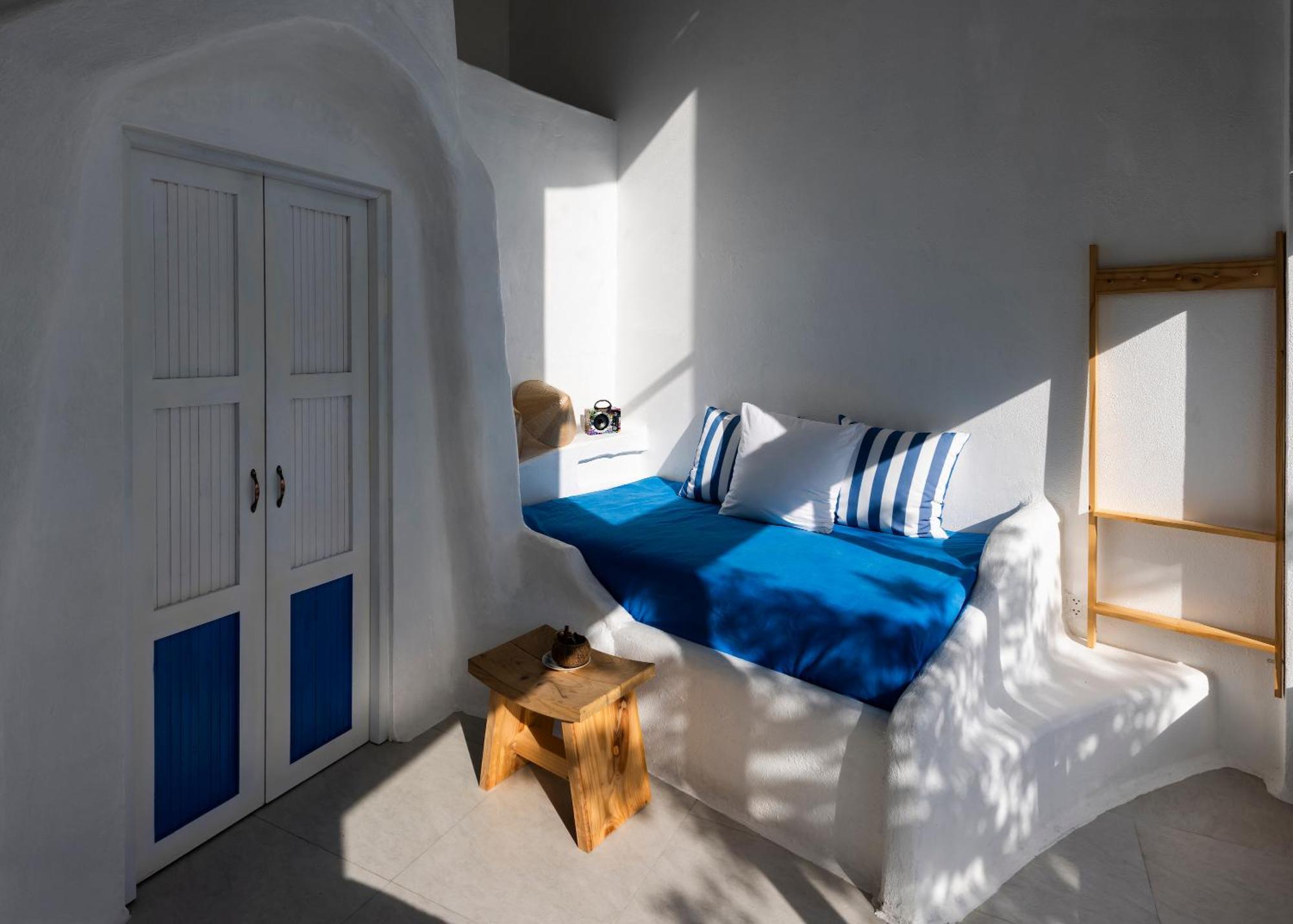 Isea By The Sea Khách sạn Vịnh Ninh Vân