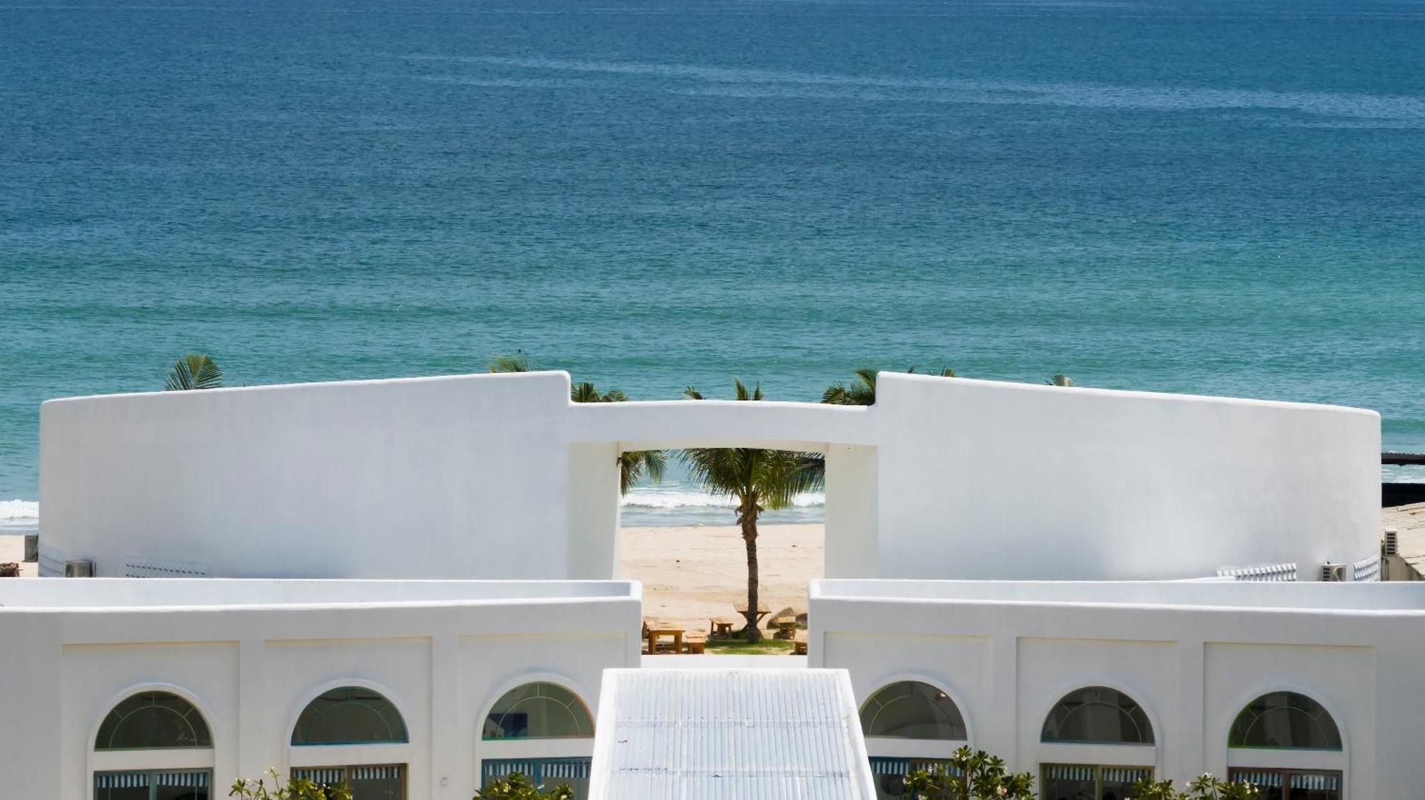 Isea By The Sea