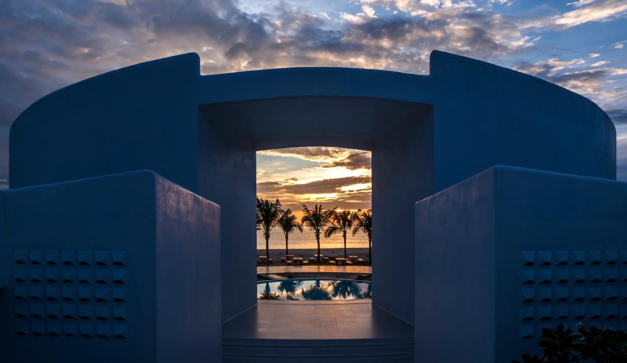 Isea By The Sea 5* Vịnh Ninh Vân