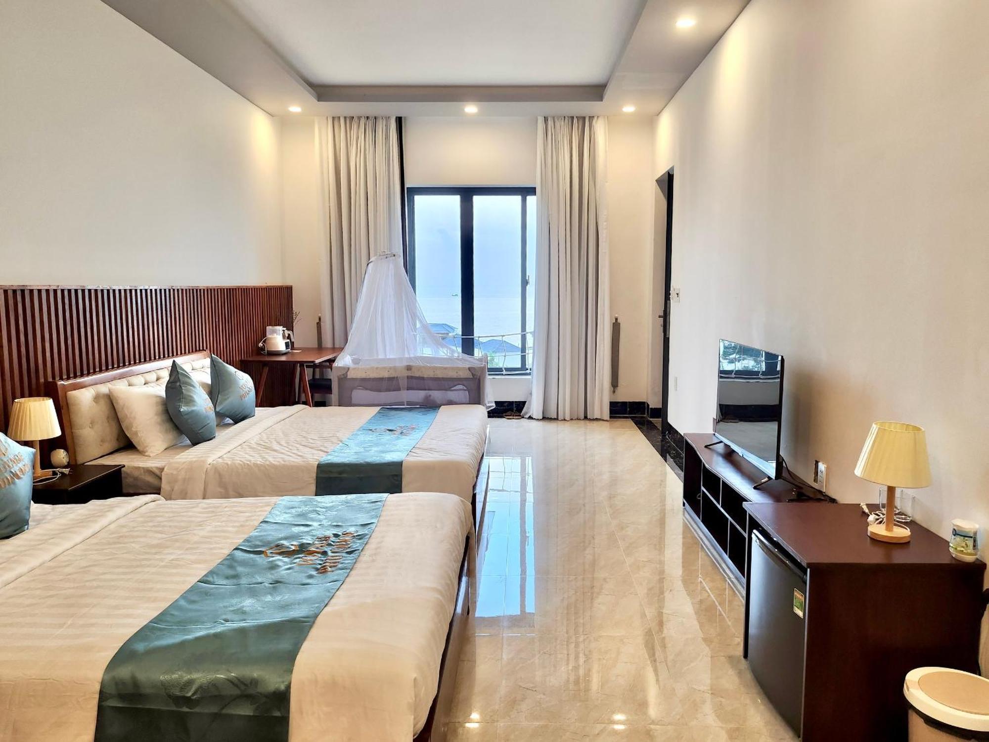 Resort Voyage Beach Phu Quoc