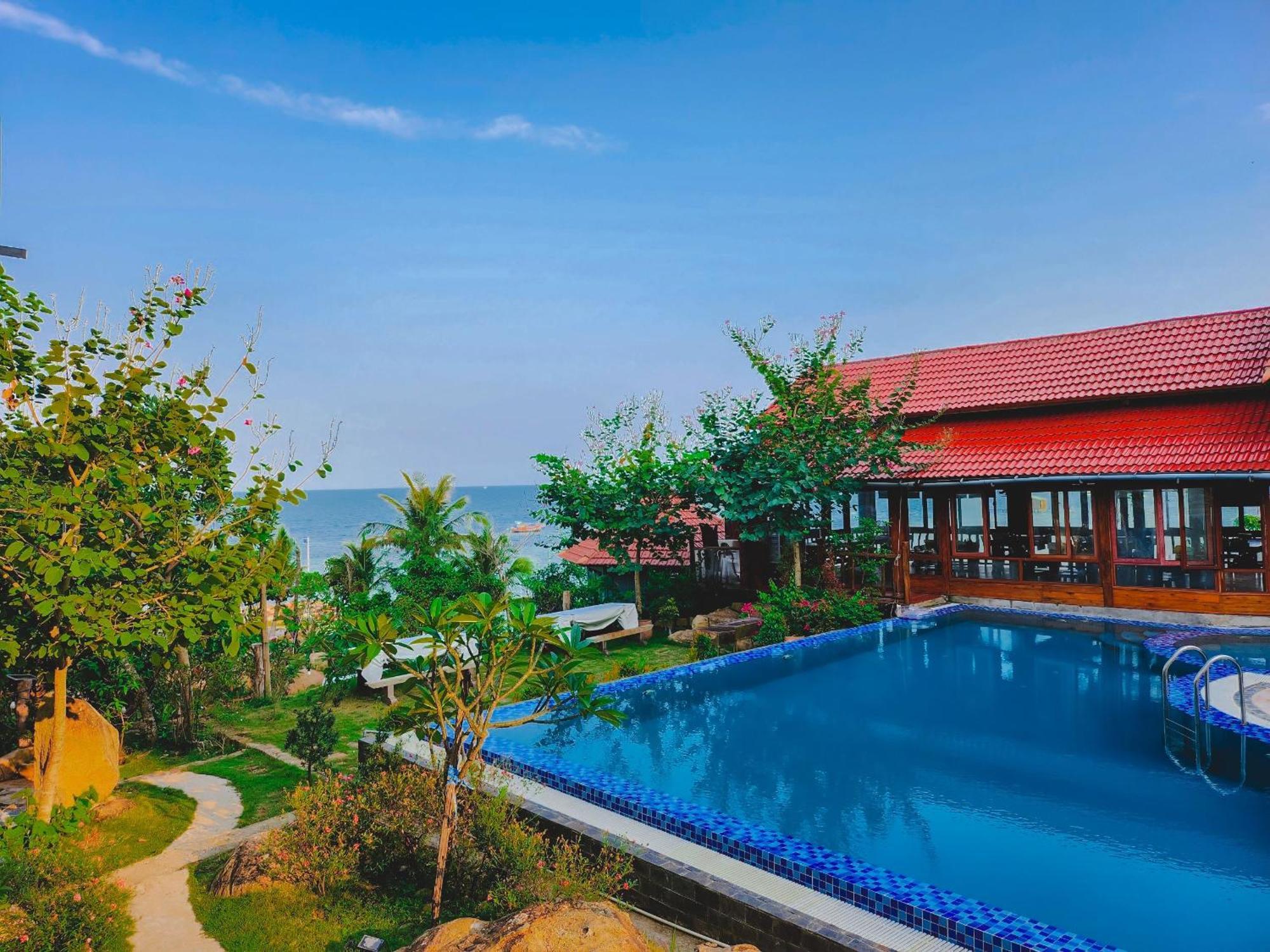 Resort Voyage Beach