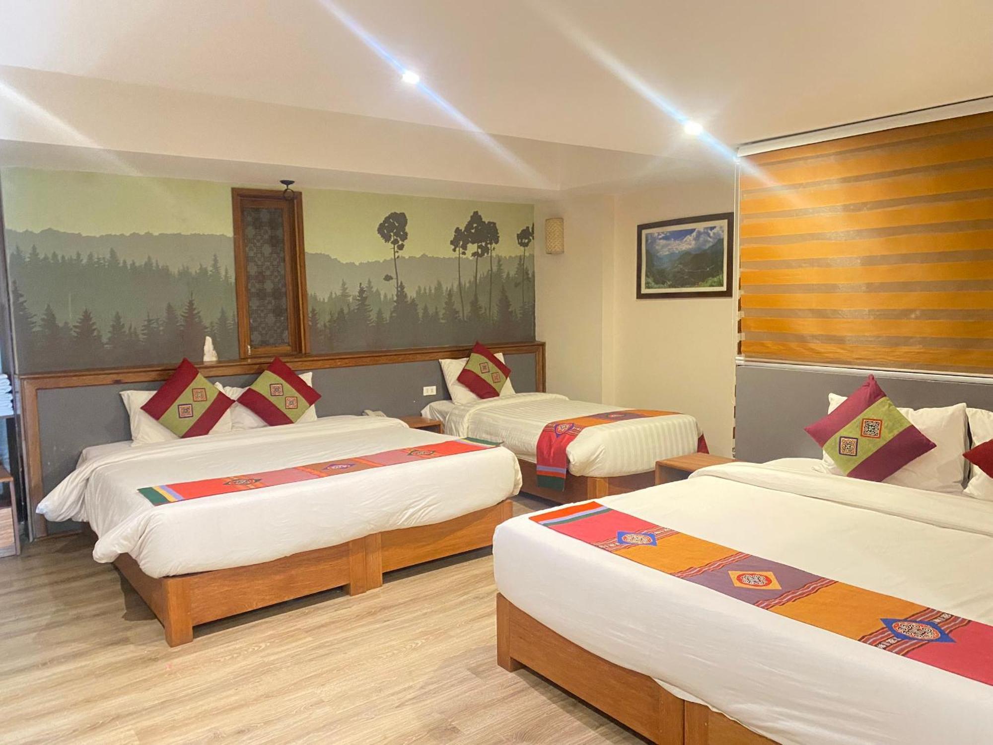 Panorama Hotel 3*