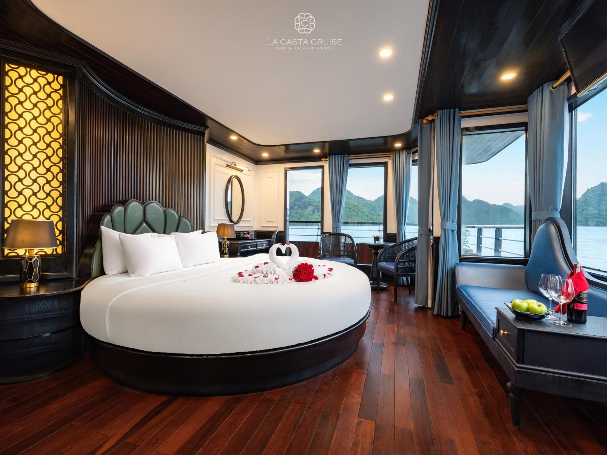 La Casta Cruise