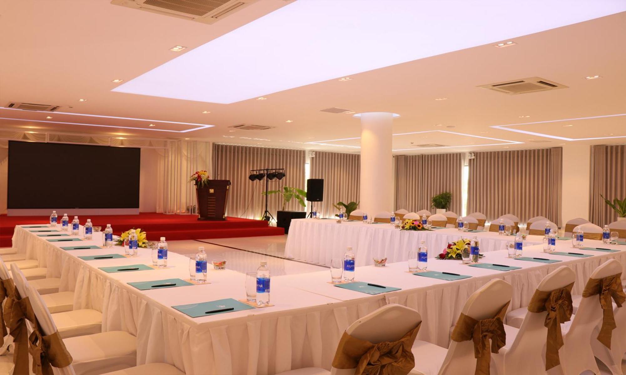 Resort Cam Ranh Riviera & Cam Lam